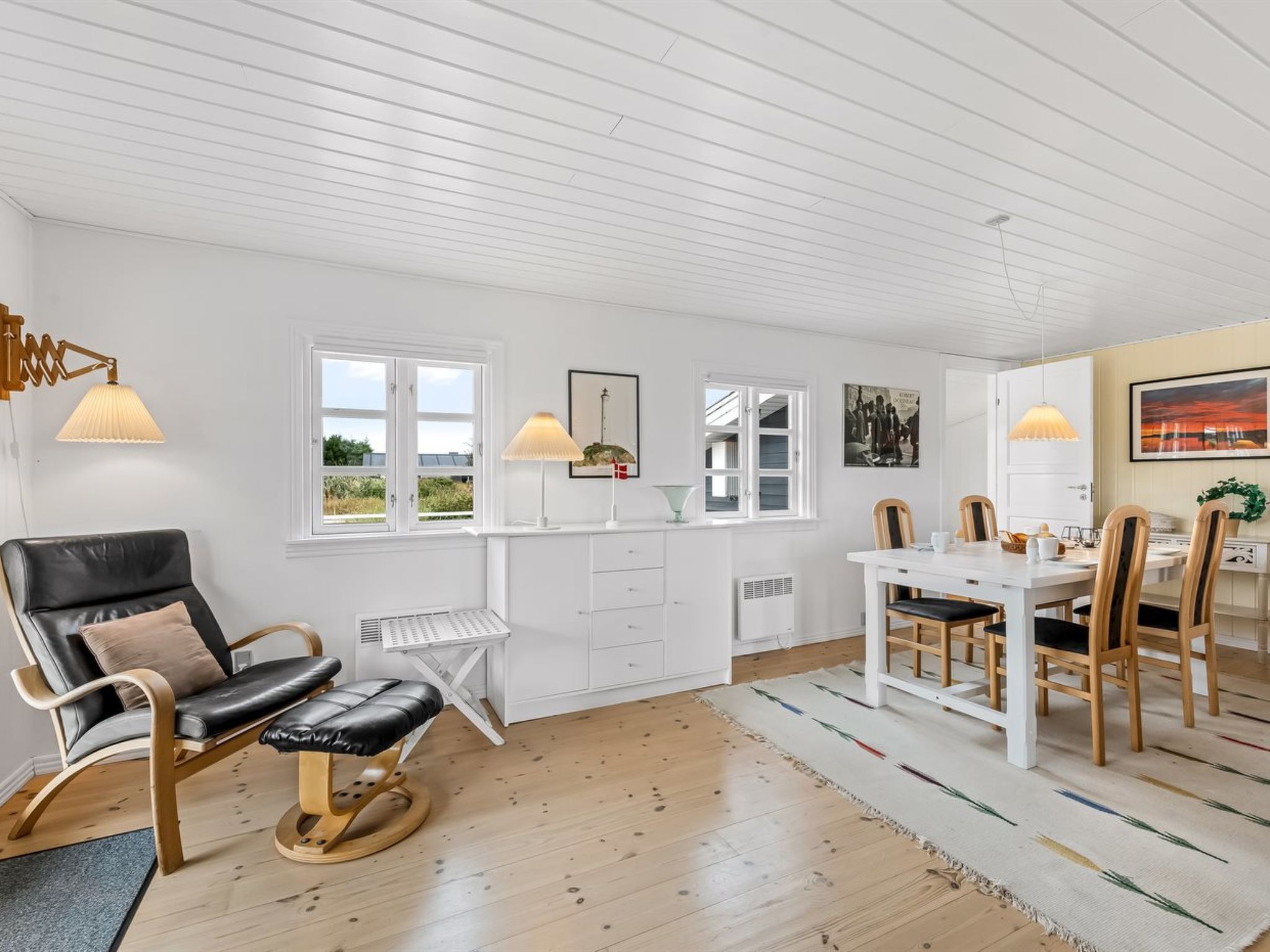 "Dortea" - 600m from the sea - Binnen