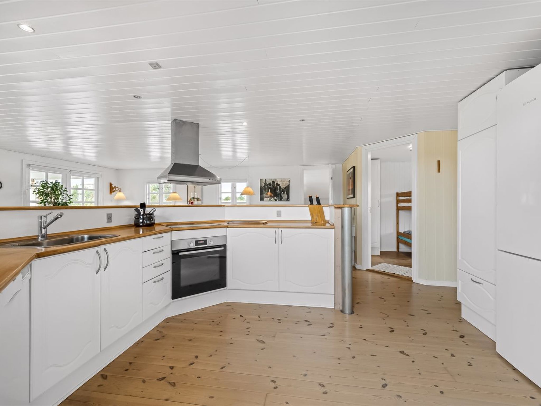 "Dortea" - 600m from the sea - Binnen