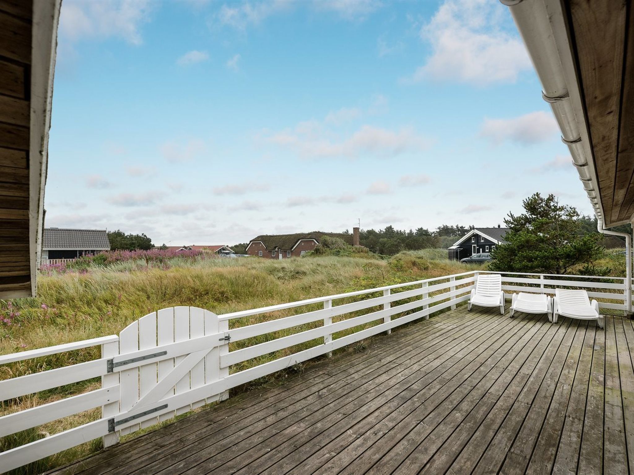 "Dortea" - 600m from the sea - Buiten