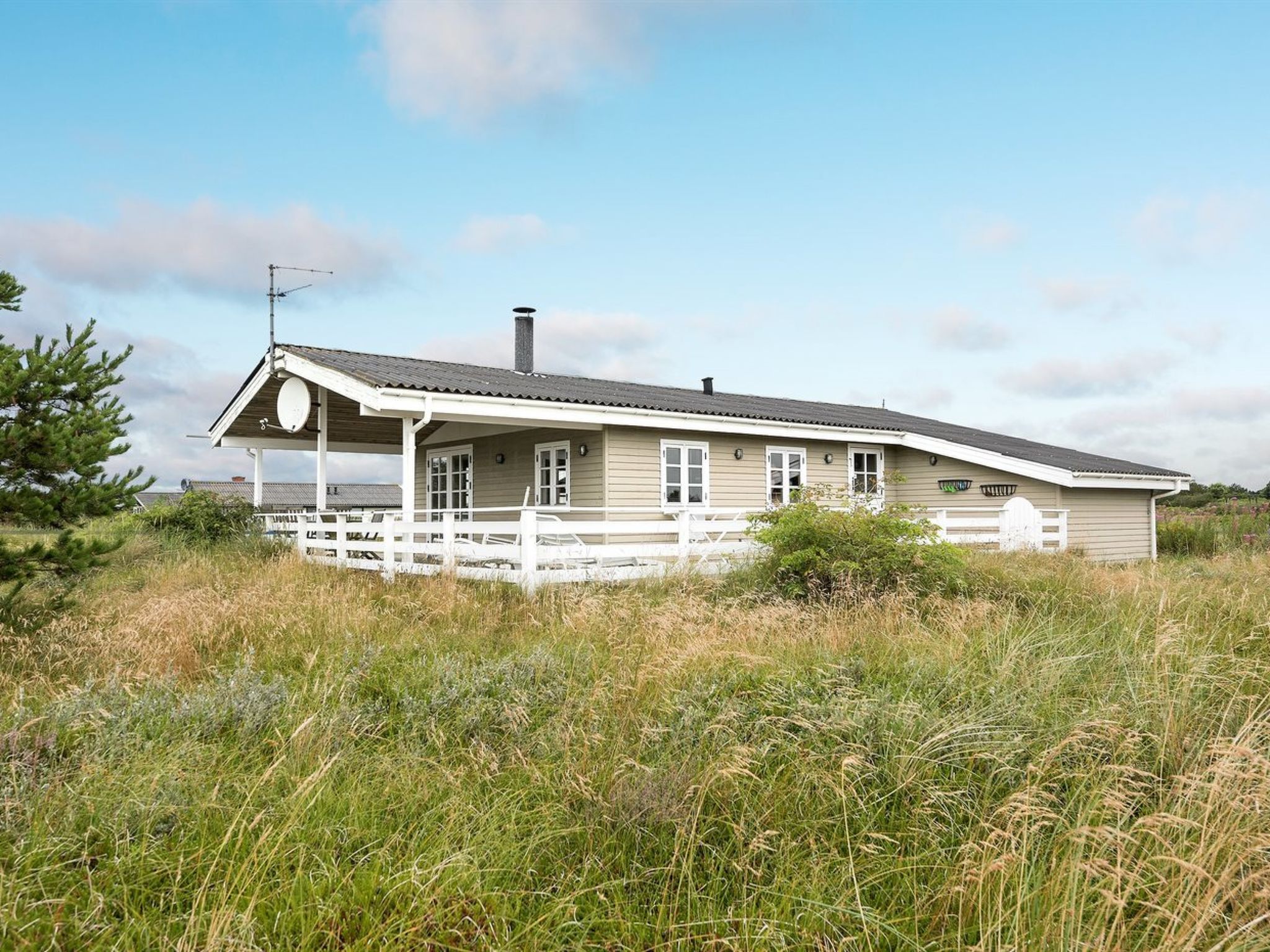 "Dortea" - 600m from the sea - Buiten