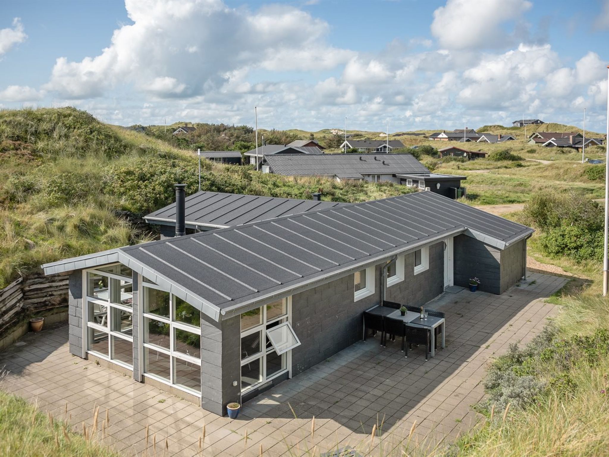 "Jess" -  from the sea - Buiten