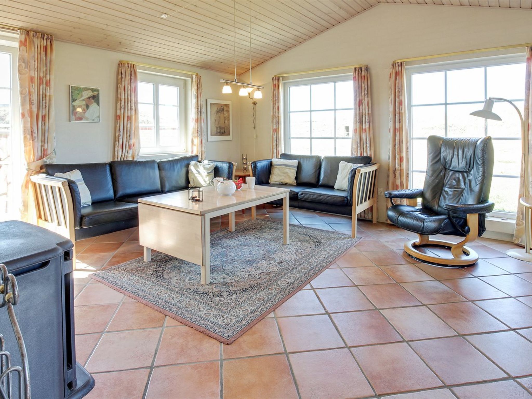 "Karlina" - 100m from the sea - Binnen