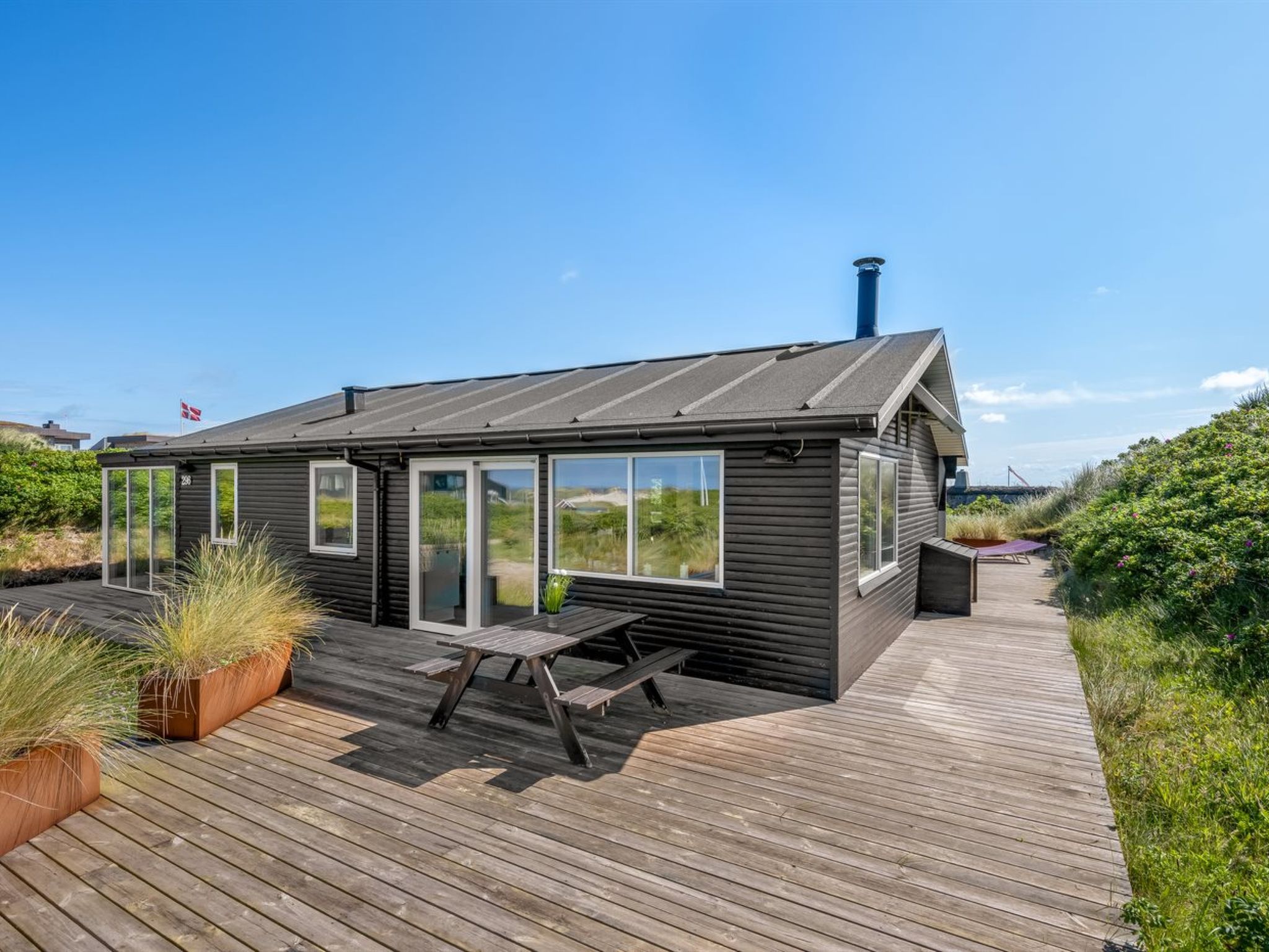 "Talia" -  from the sea - Buiten