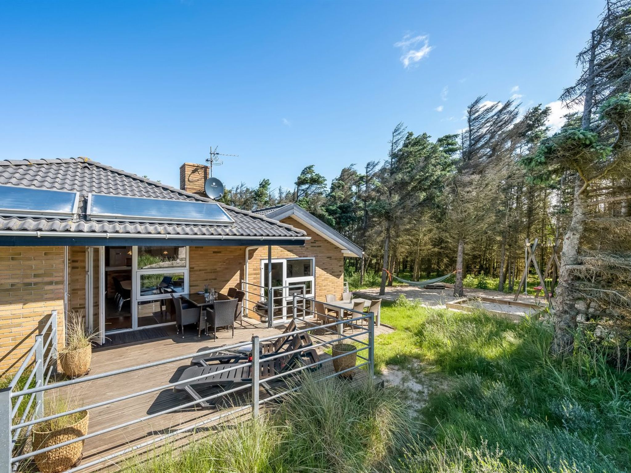 "Ewy" - 300m from the sea