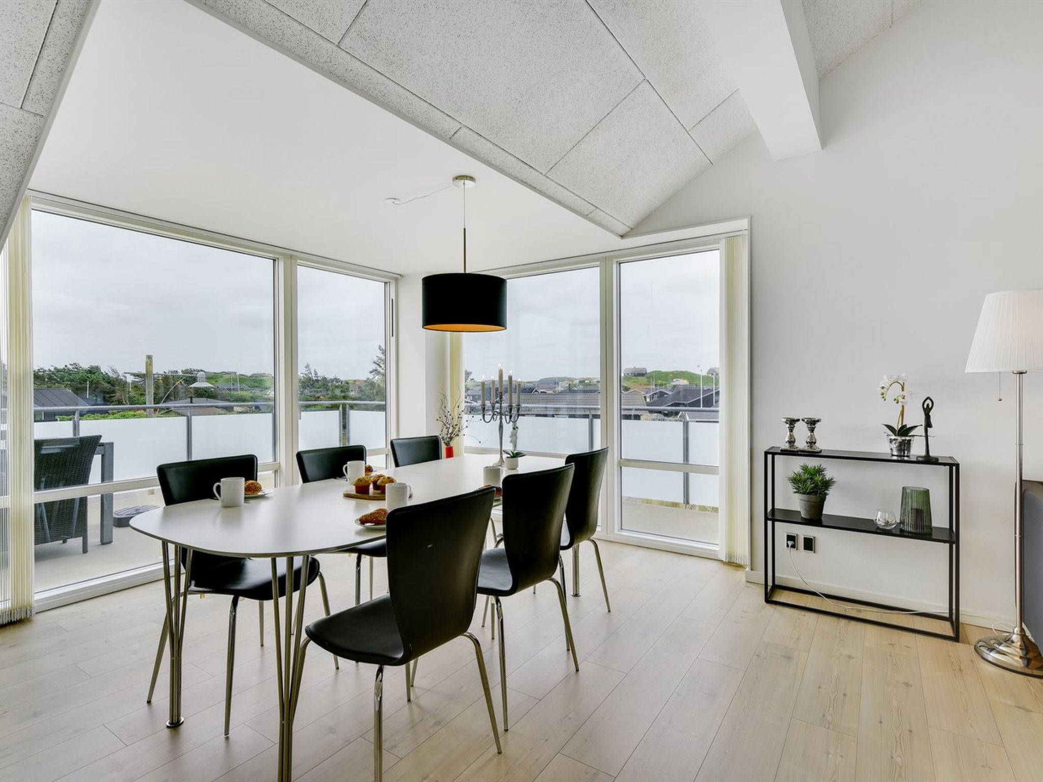 "Anneka" - 200m from the sea - Drinnen