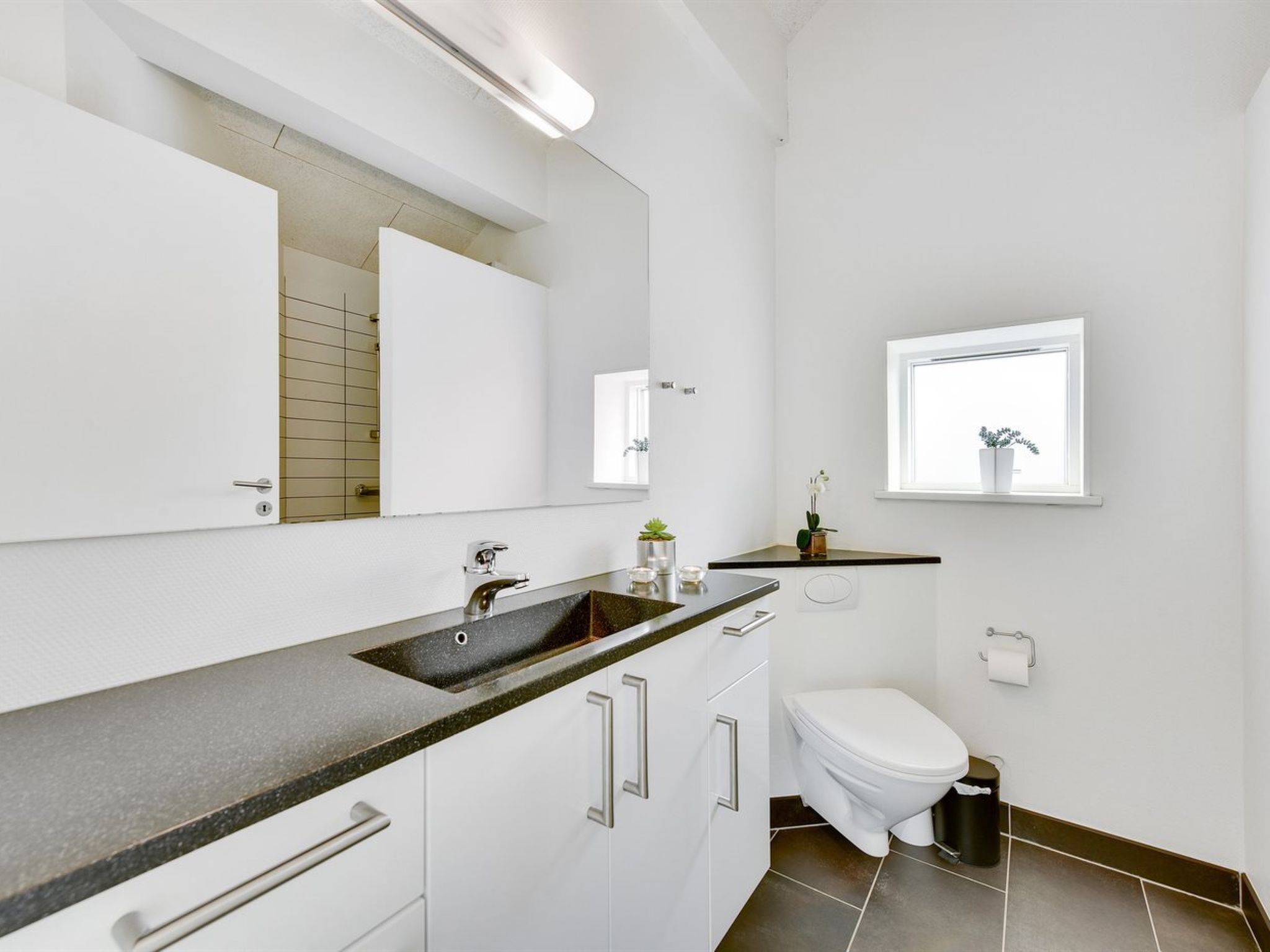 "Anneka" - 200m from the sea - Drinnen