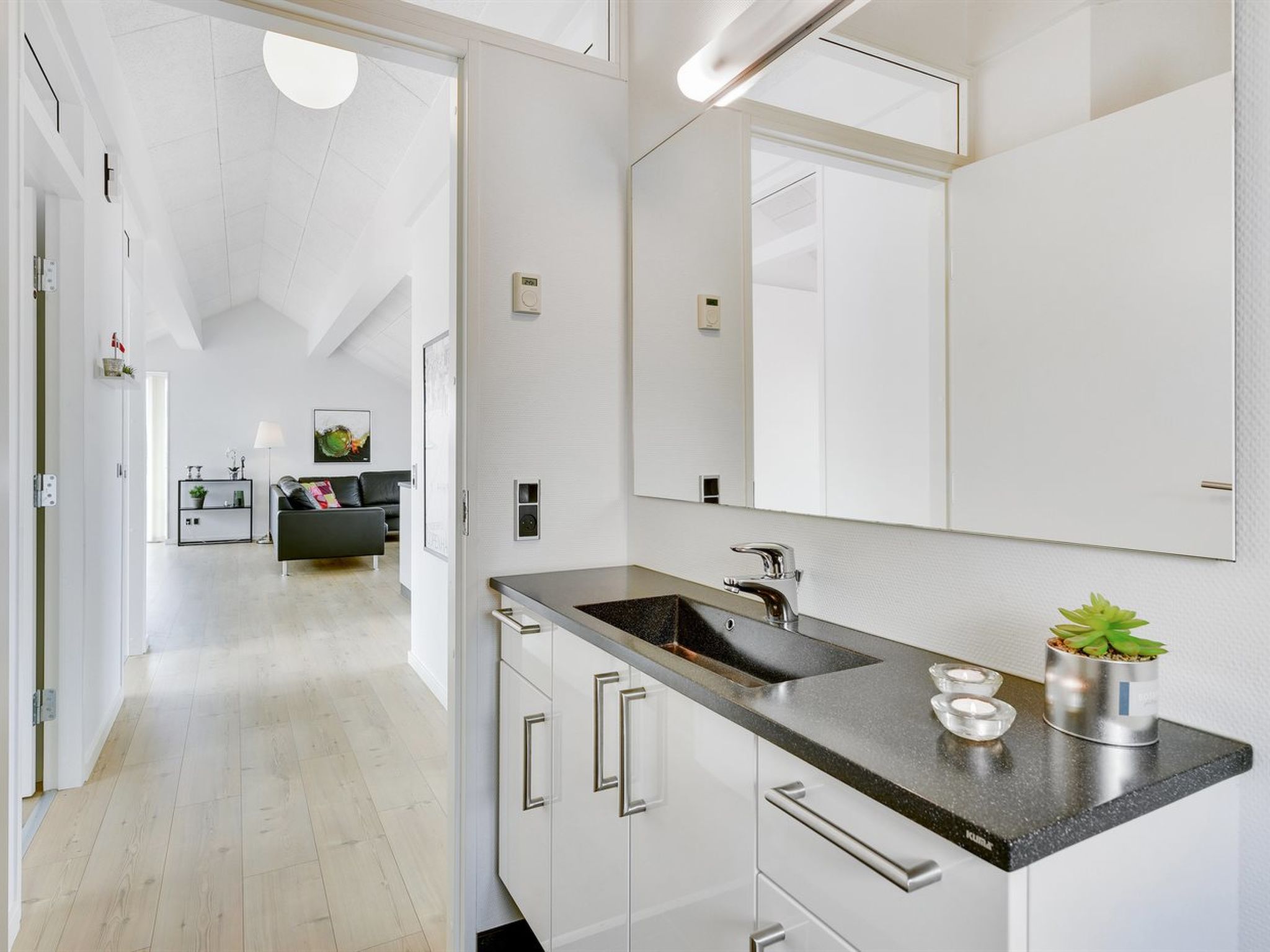 "Anneka" - 200m from the sea - Drinnen