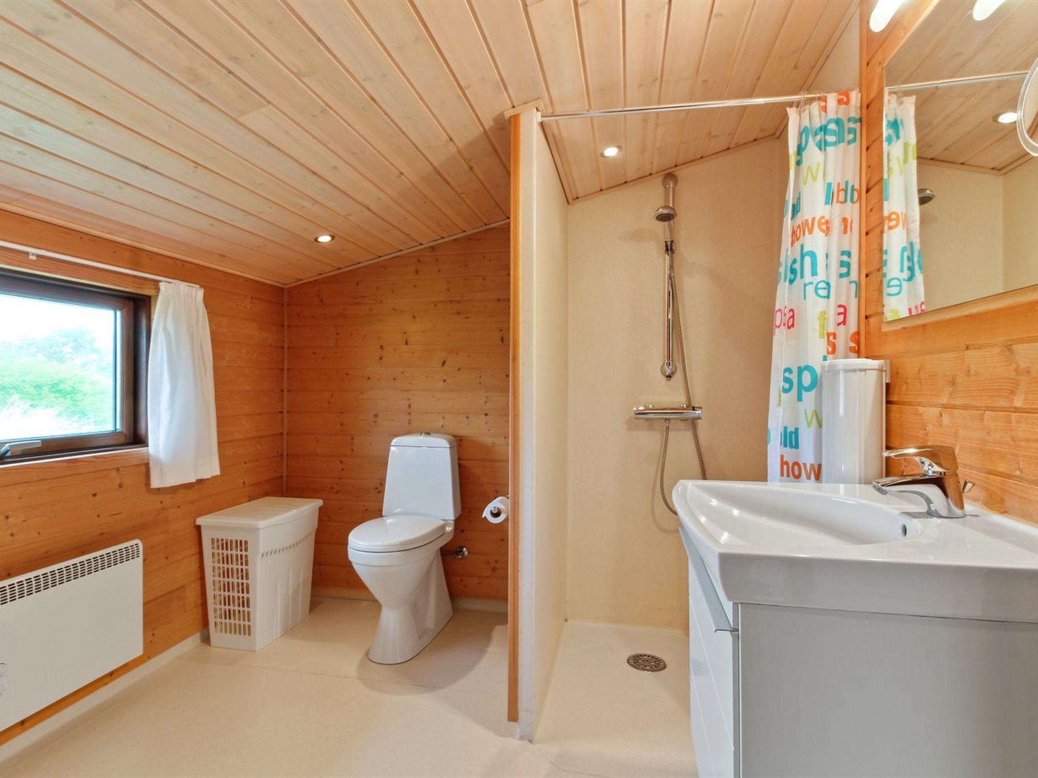 "Svenne" - 500m from the sea - Drinnen
