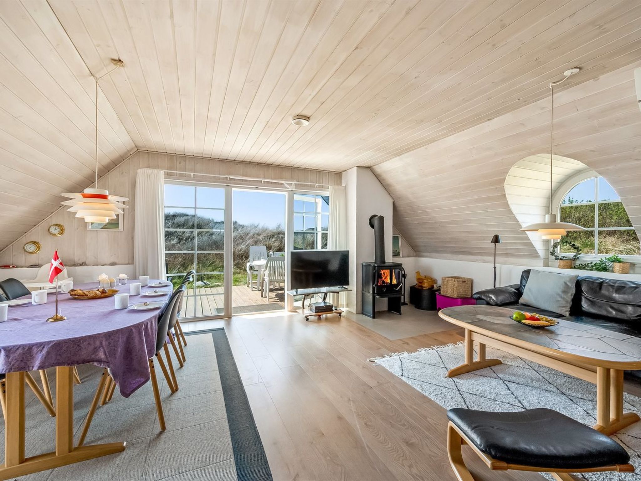 "Slava" - 250m from the sea-Inside
