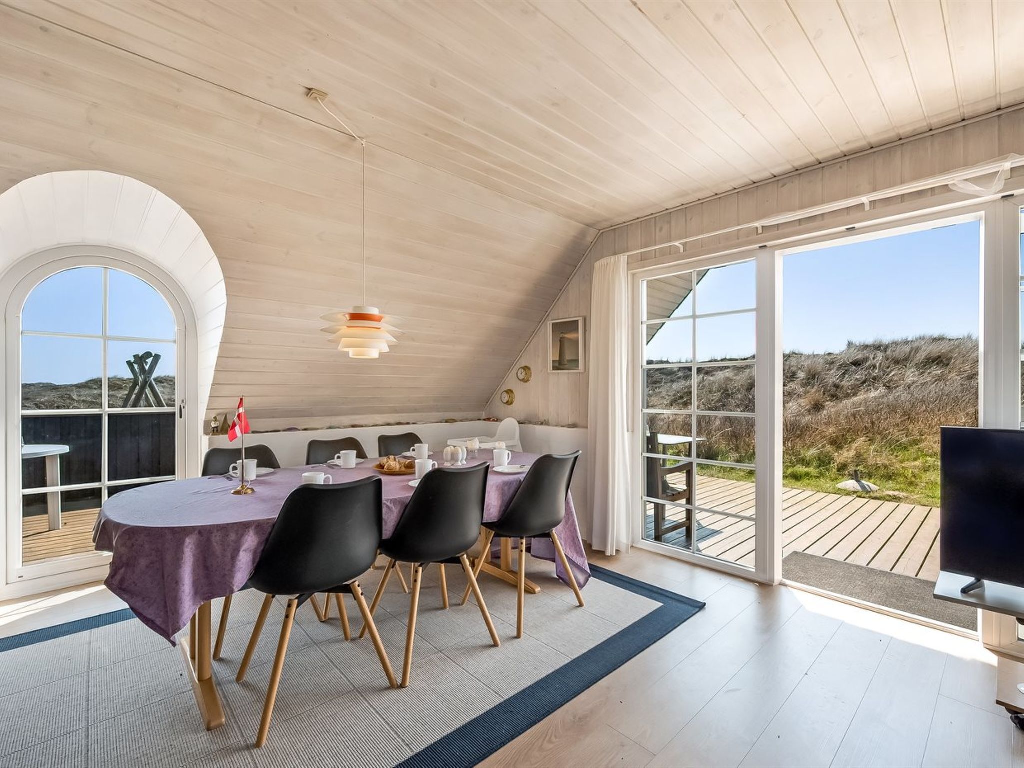 "Slava" - 250m from the sea-Inside