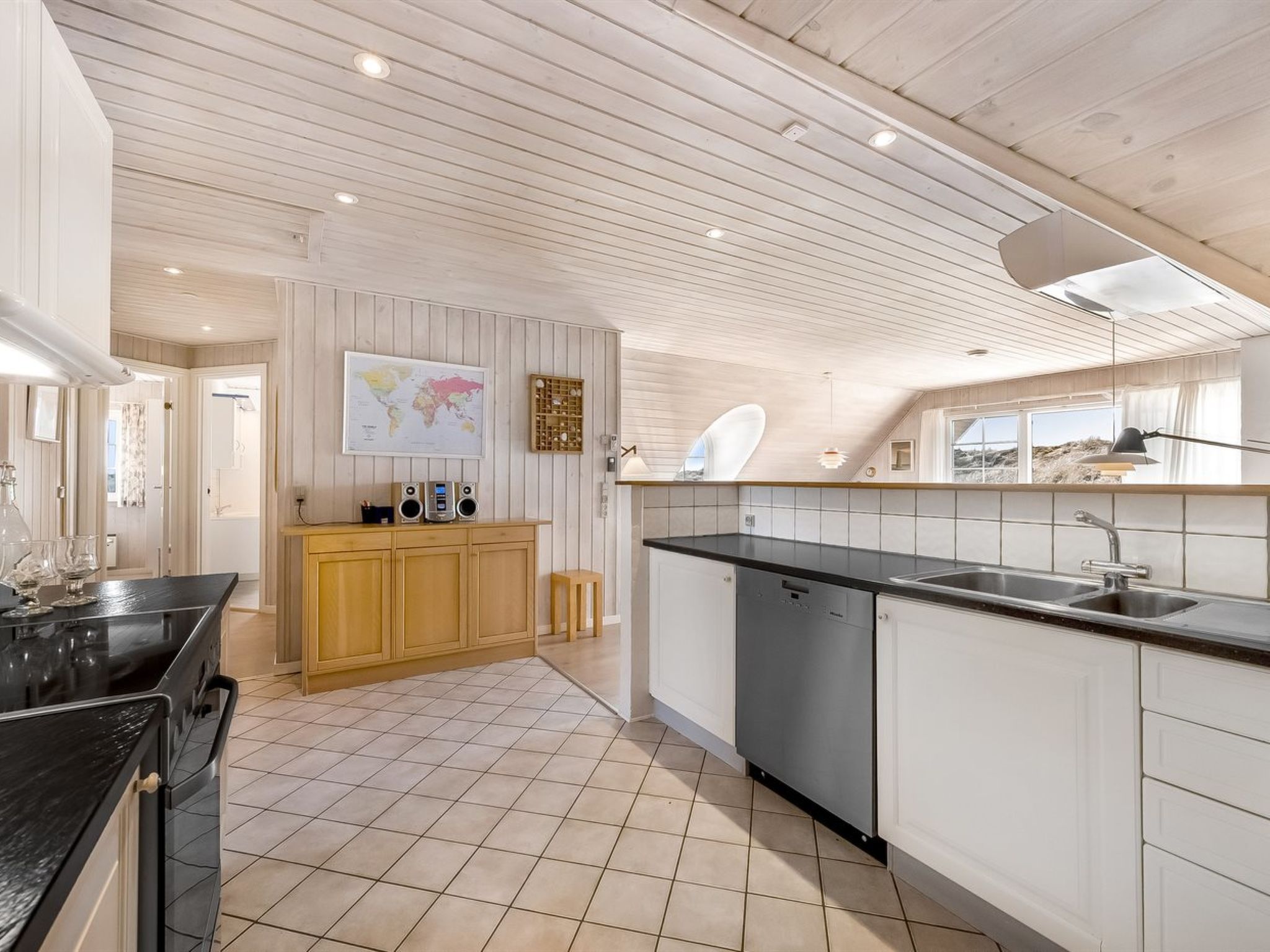 "Slava" - 250m from the sea - Binnen