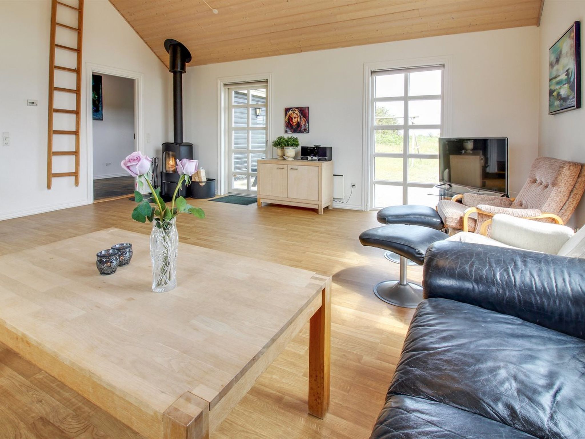 "Suvi" - 900m from the sea