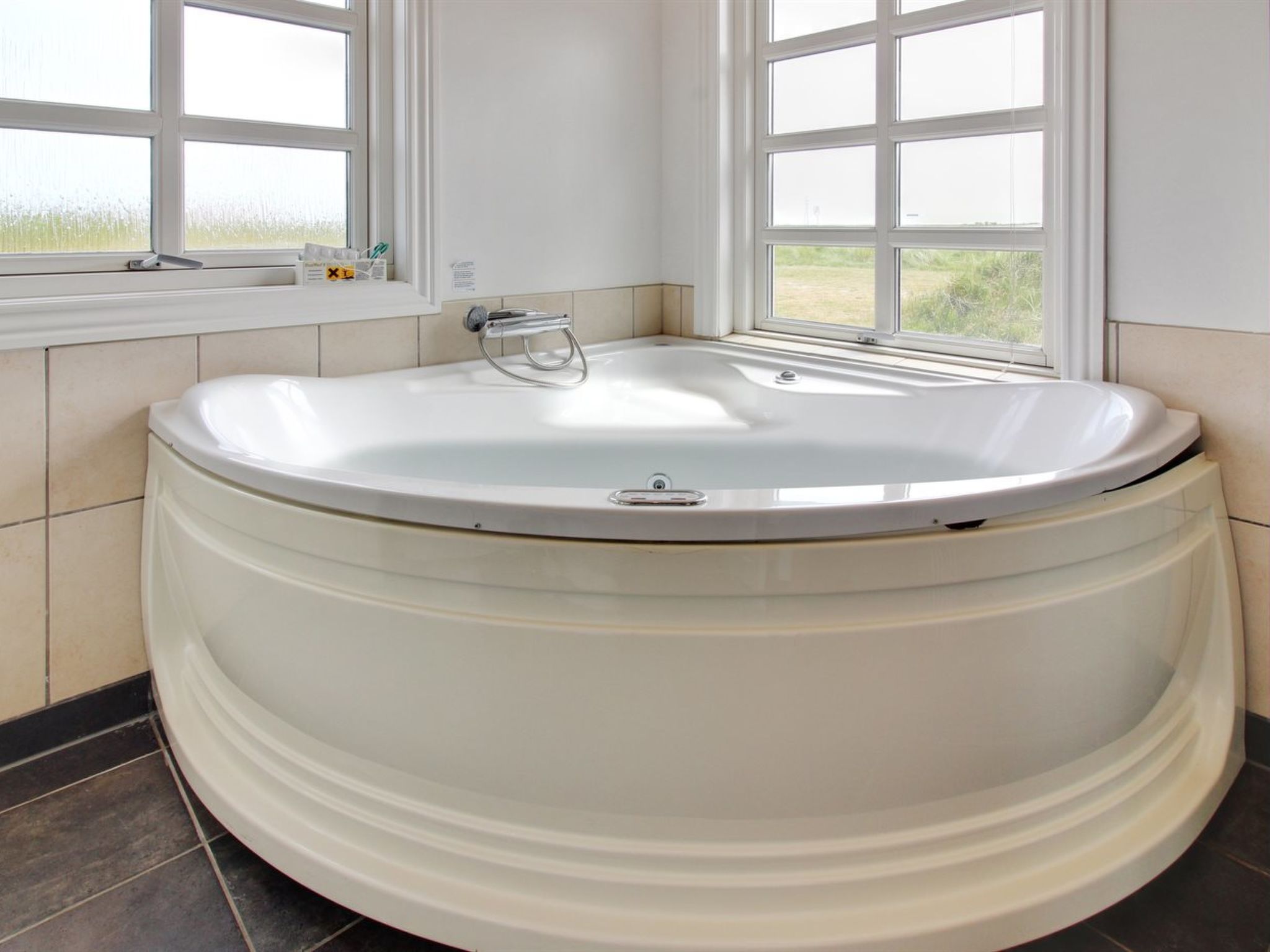 "Suvi" - 900m from the sea-Binnen