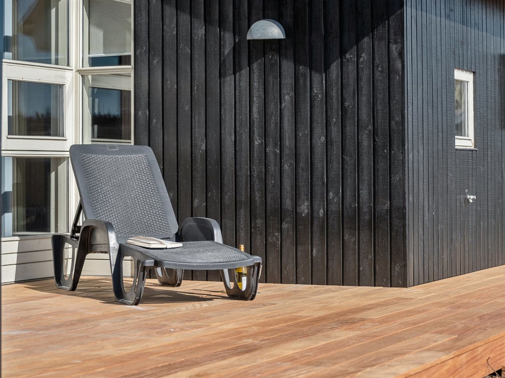"Janni" - 250m from the sea - Outside