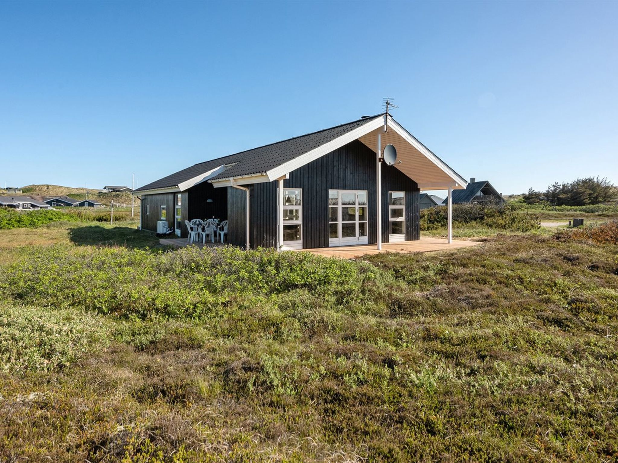 "Janni" - 250m from the sea - Outside