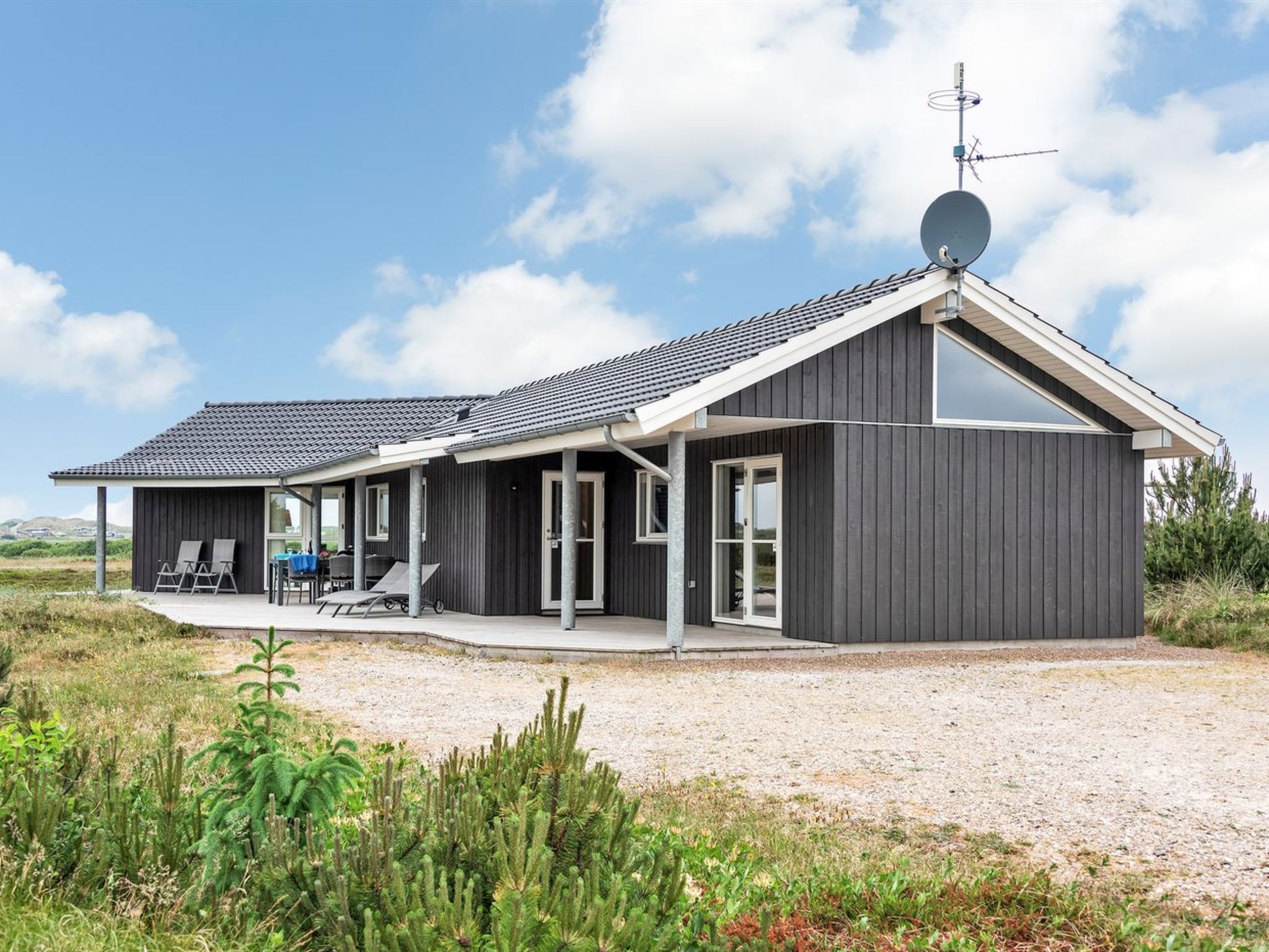 "Luzia" - 1.2km from the sea-Outside