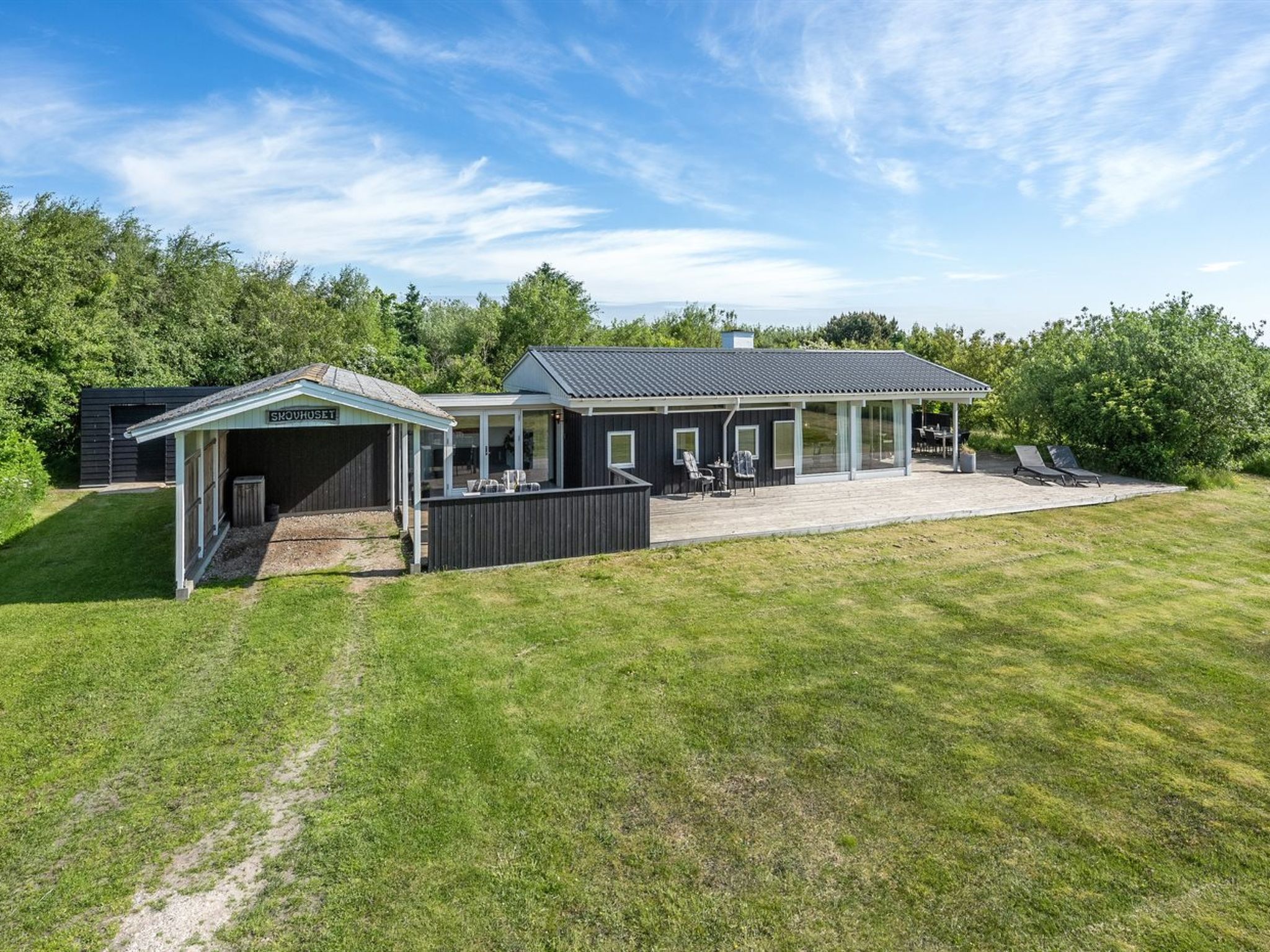 "Anund" - 1.4km from the sea-Buiten