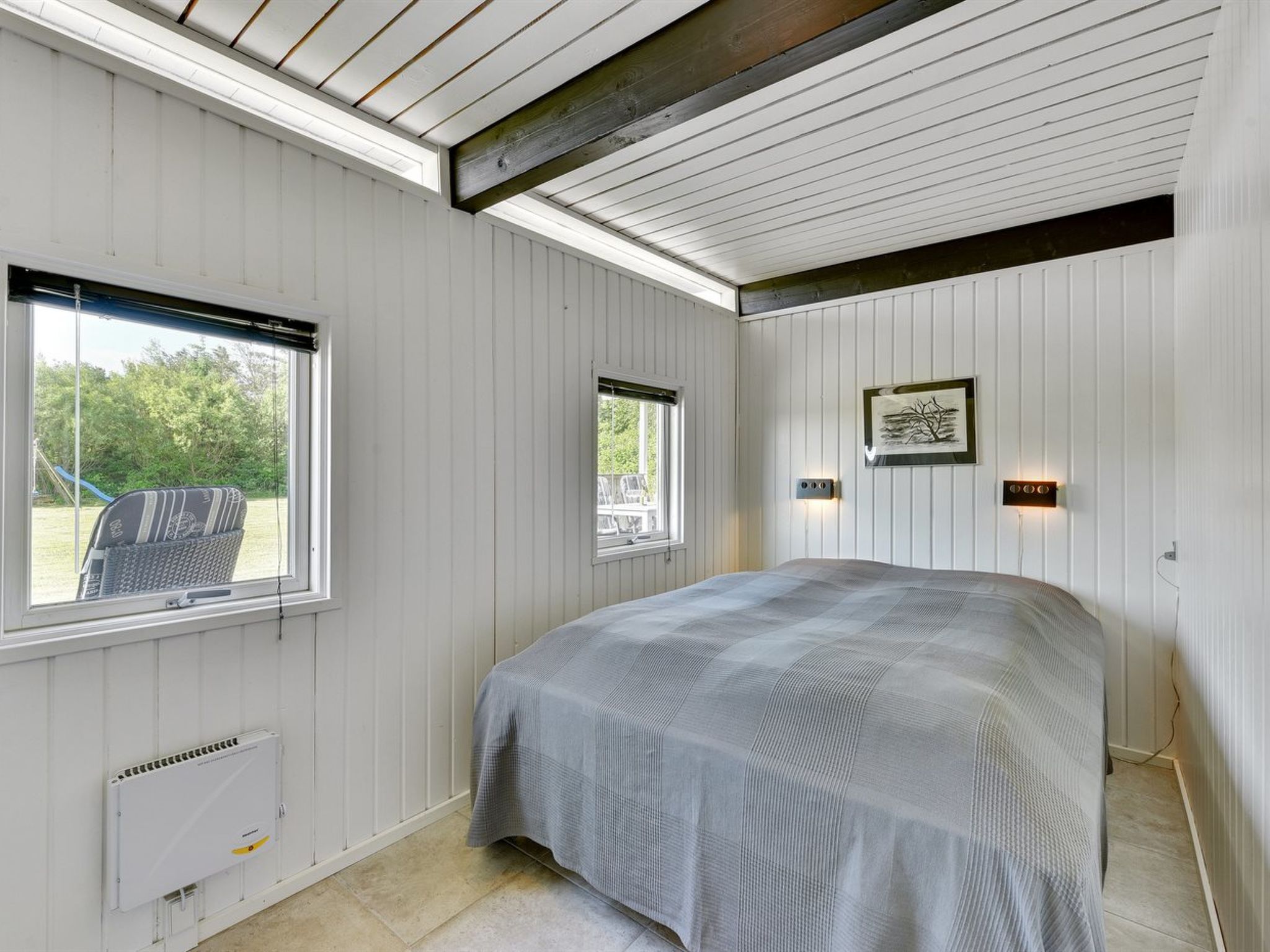 "Anund" - 1.4km from the sea - Binnen