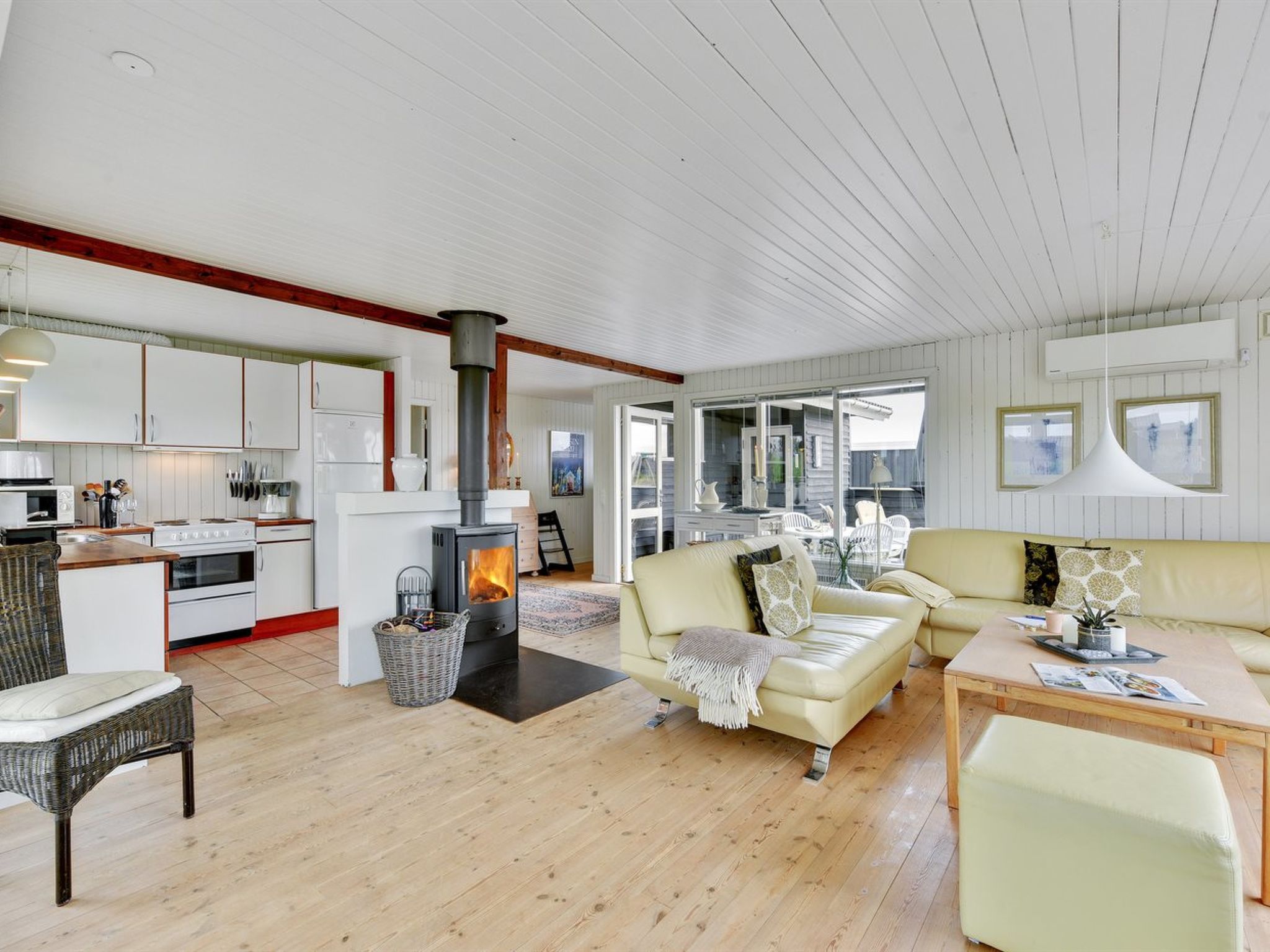 "Marika" - 500m from the sea-Binnen