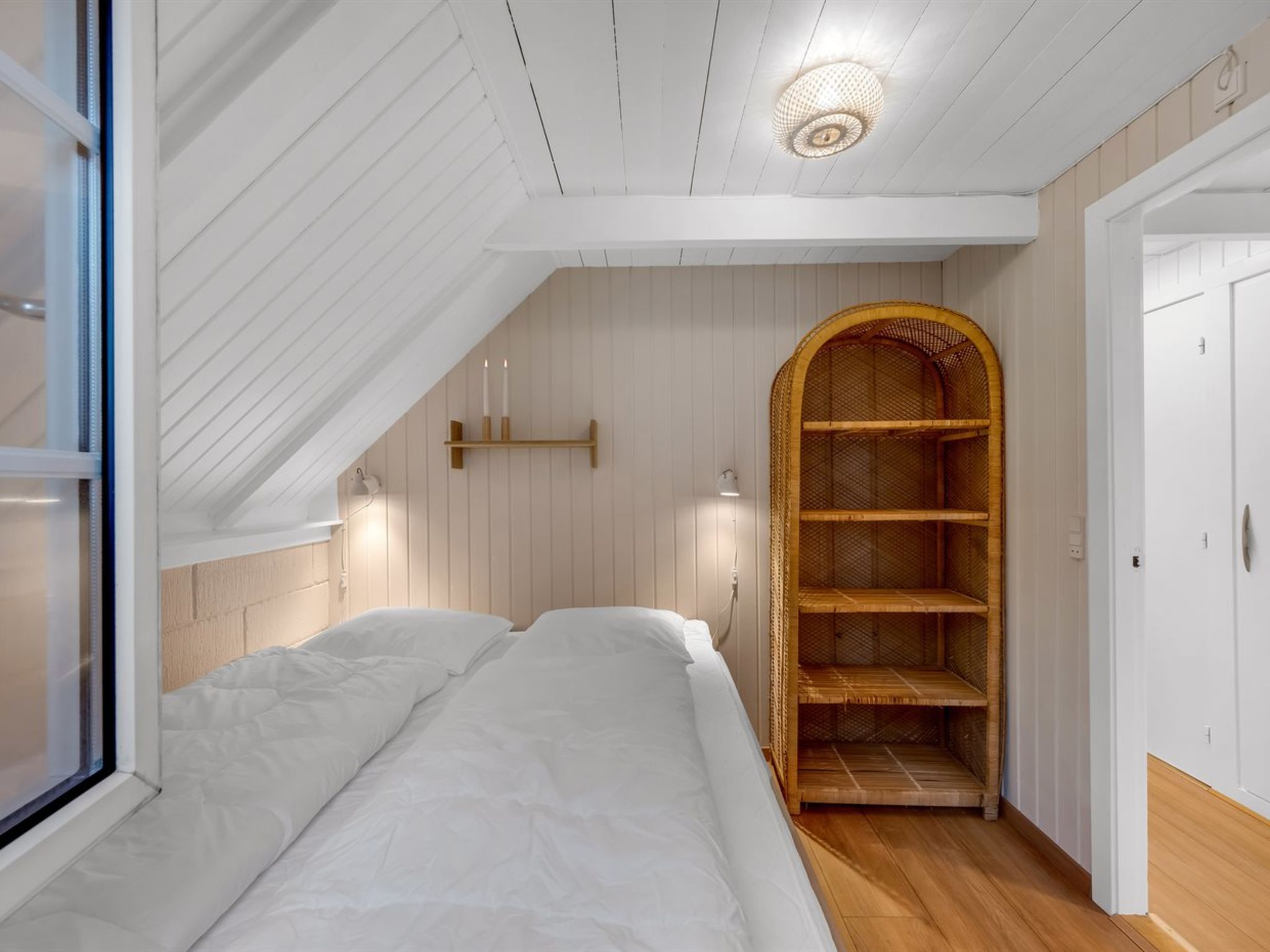 "Gunhwat" - 350m to the fjord-Dedans