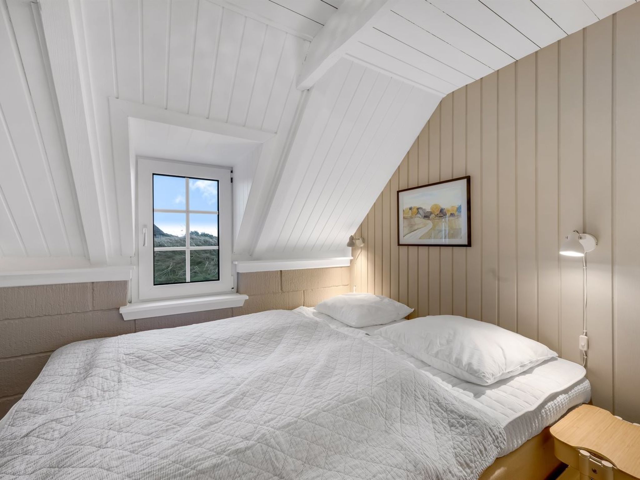 "Gunhwat" - 350m to the fjord - Inside