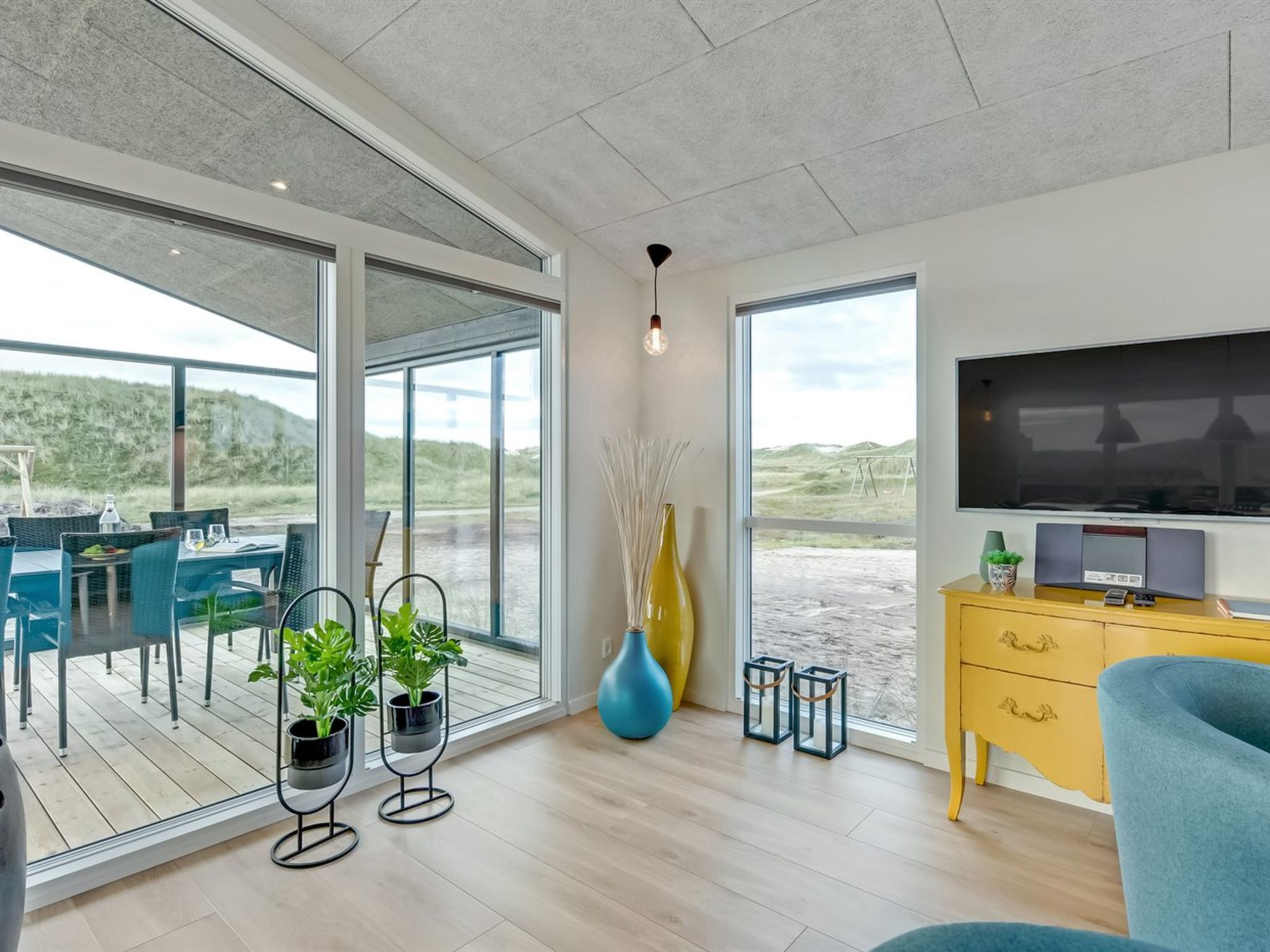 "Birger" - 300m from the sea - Binnen