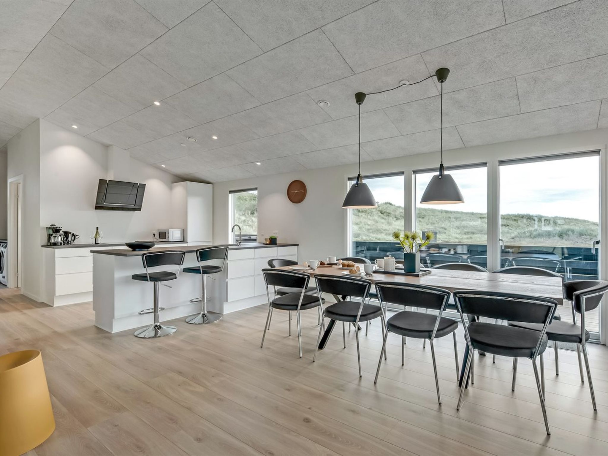 "Birger" - 300m from the sea - Binnen