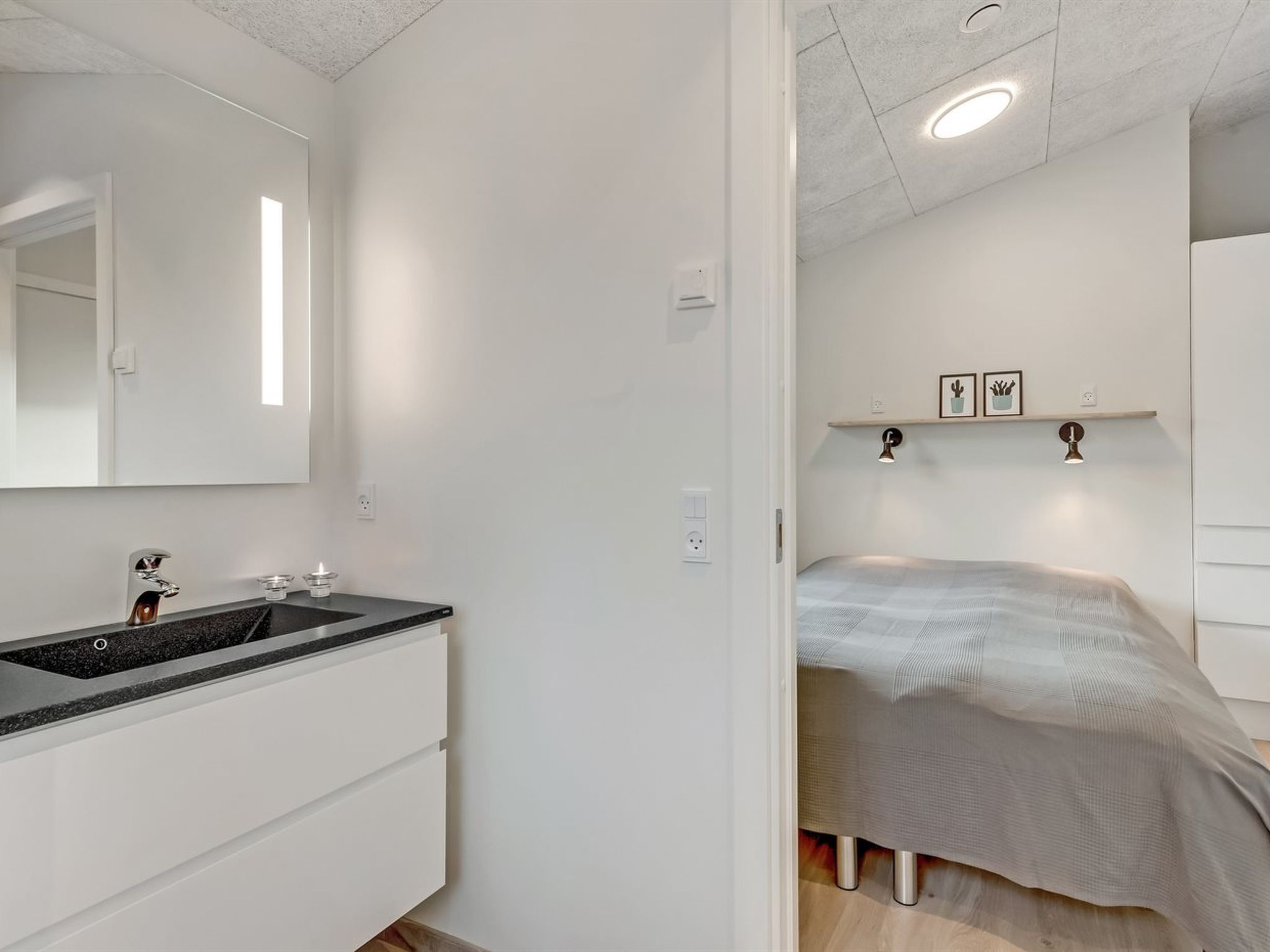 "Birger" - 300m from the sea - Binnen
