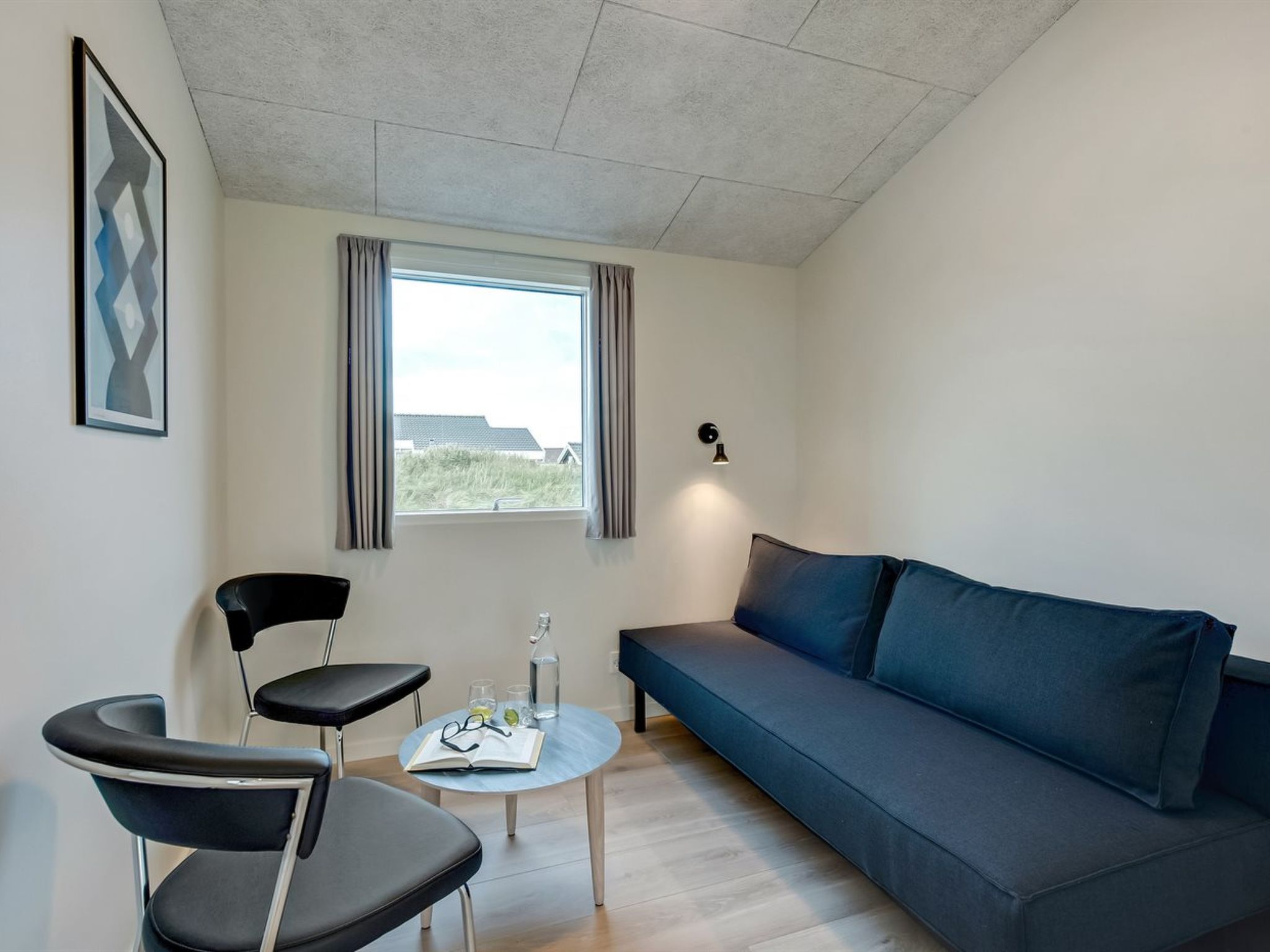 "Birger" - 300m from the sea - Binnen