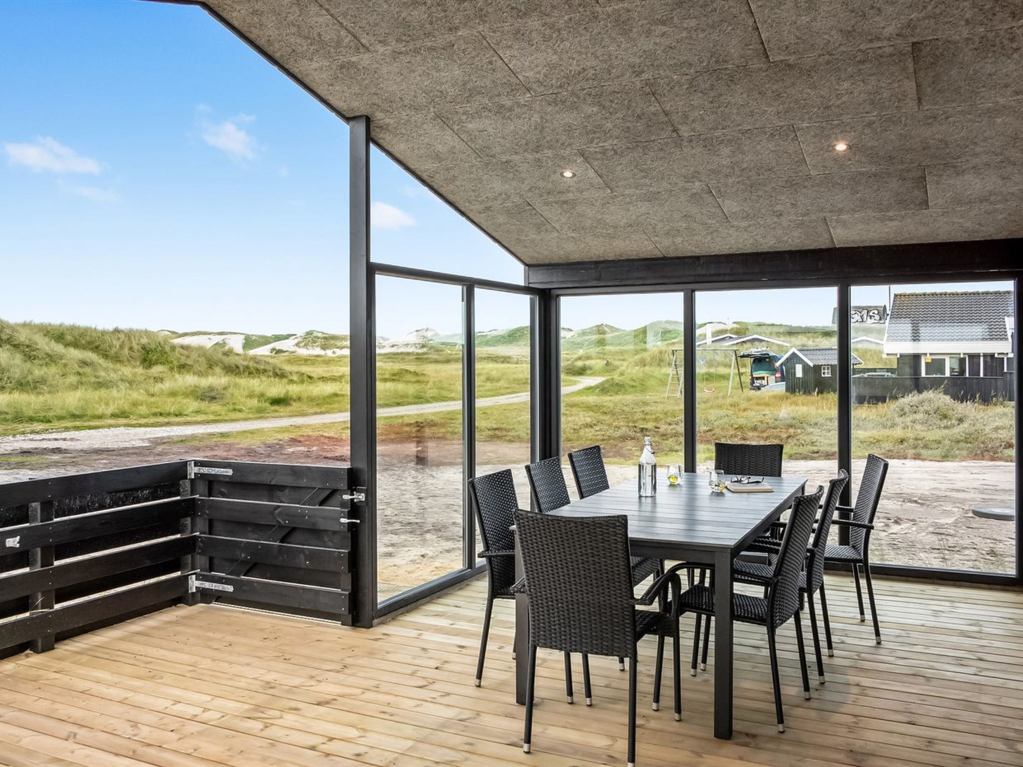 "Birger" - 300m from the sea - Buiten