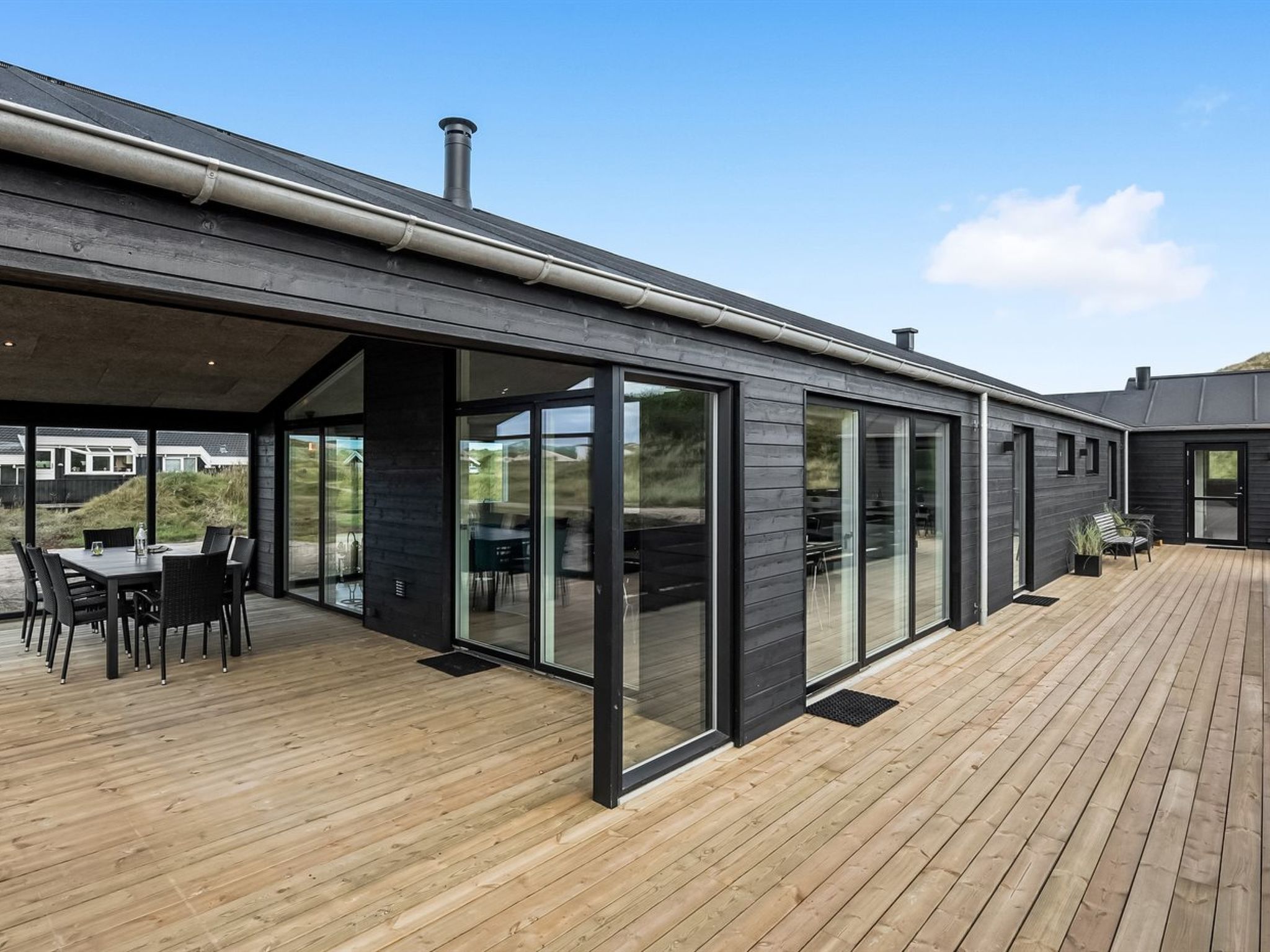 "Birger" - 300m from the sea - Buiten