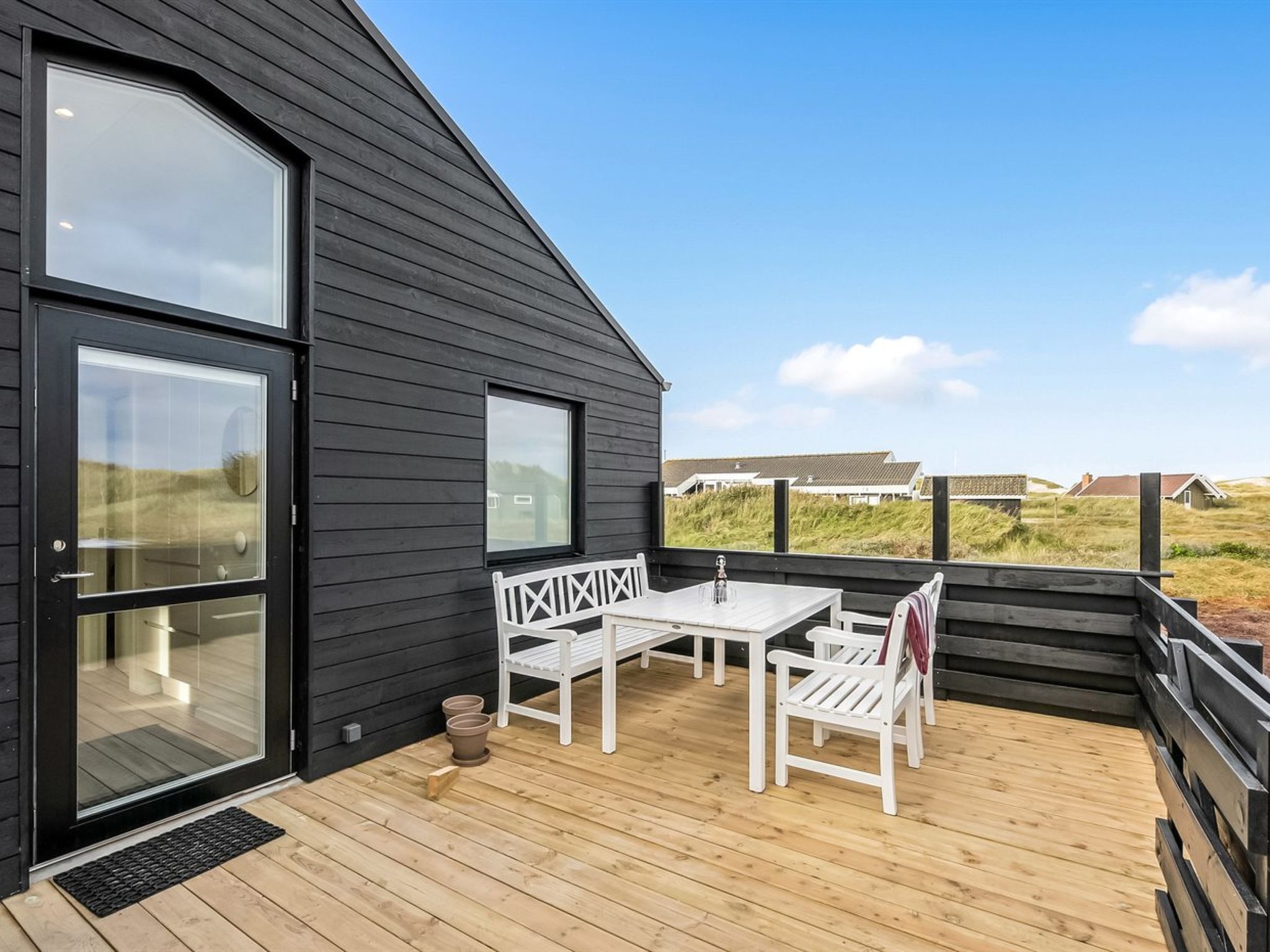 "Birger" - 300m from the sea - Buiten