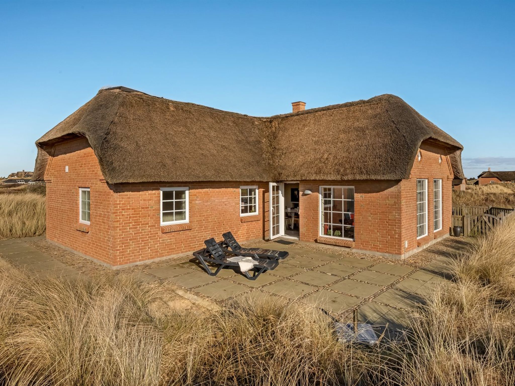 "Hærulf" - 300m from the sea - Buiten