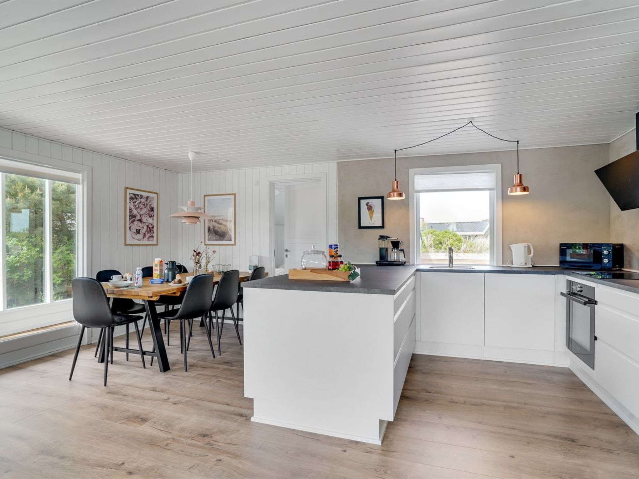 "Rolfkarl" - 500m from the sea - Binnen
