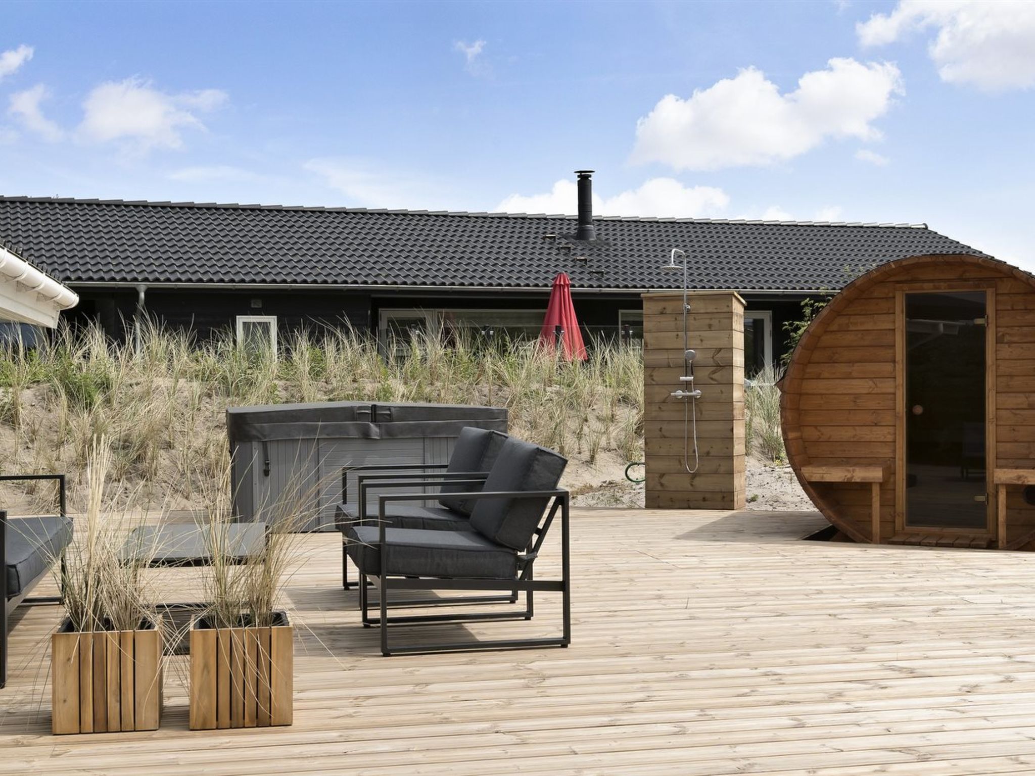 "Rolfkarl" - 500m from the sea-Buiten