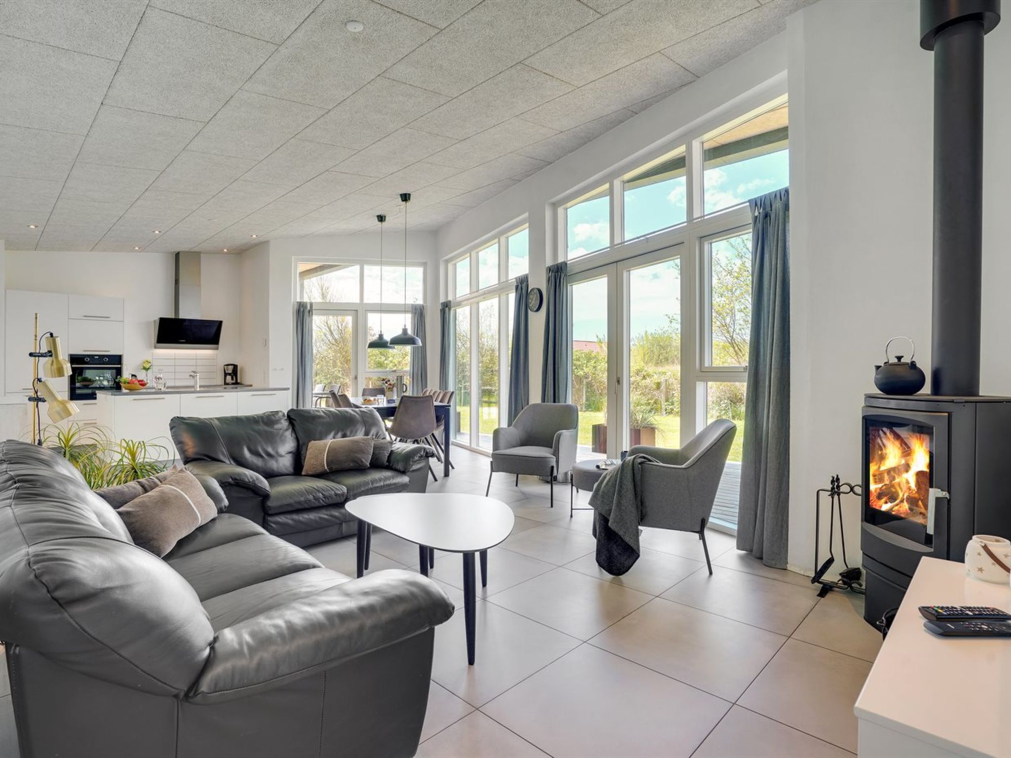 "Dietke" - 650m from the sea