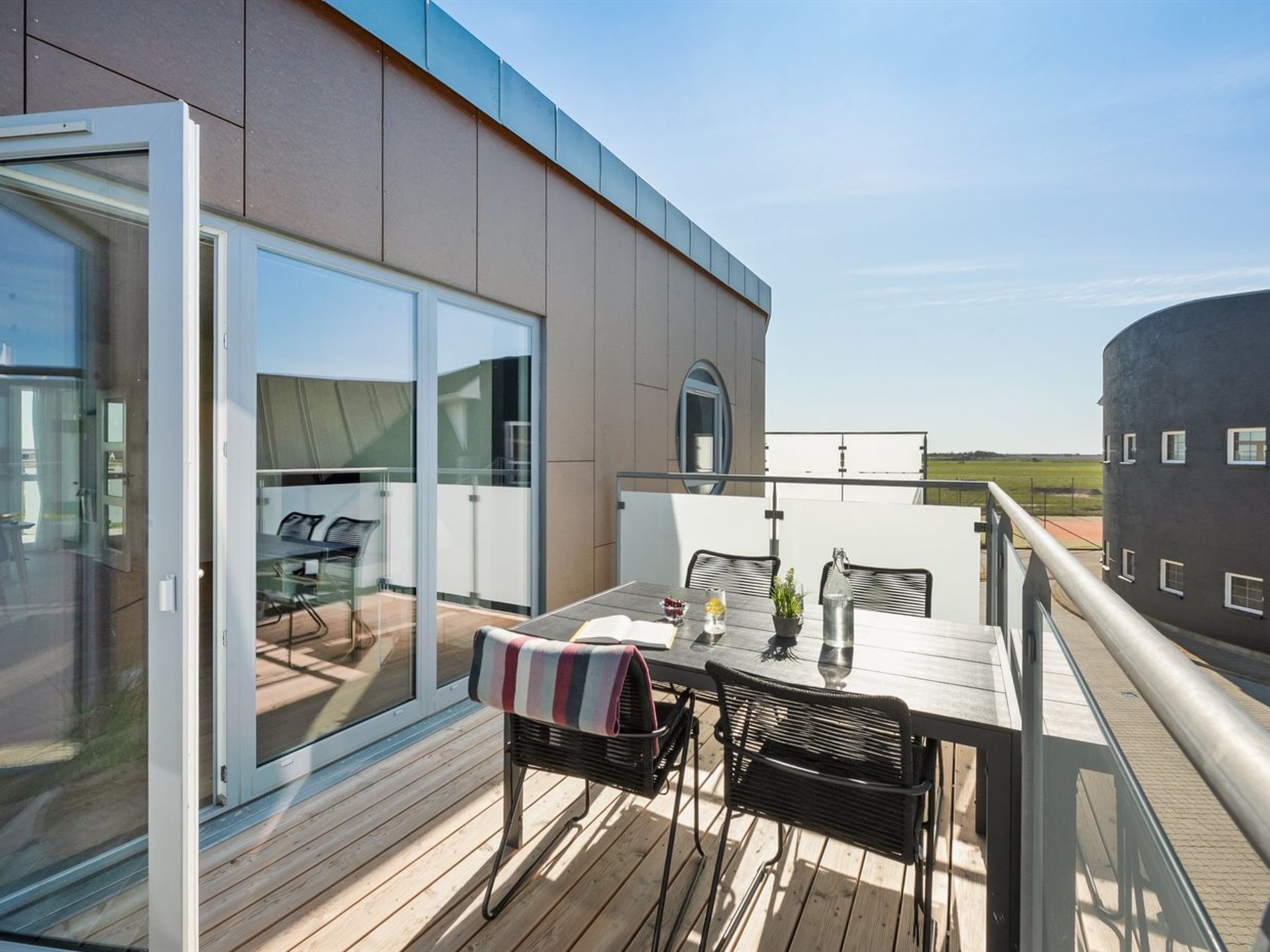 "Aiana" - 250m from the sea - Draußen