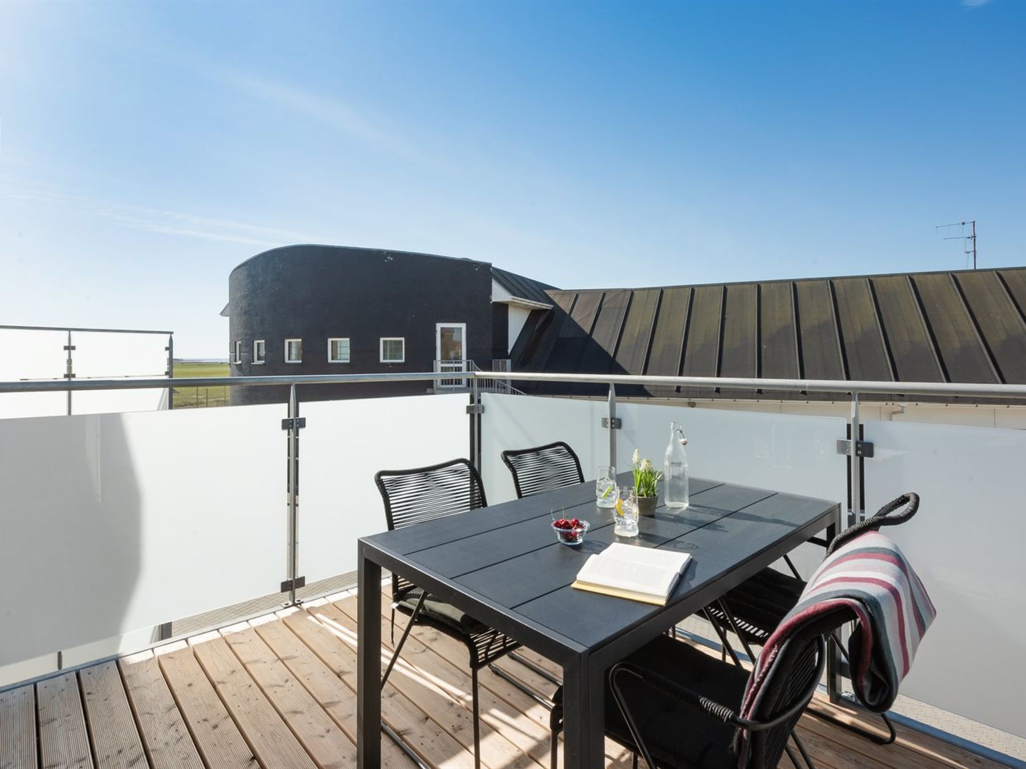 "Aiana" - 250m from the sea - Draußen