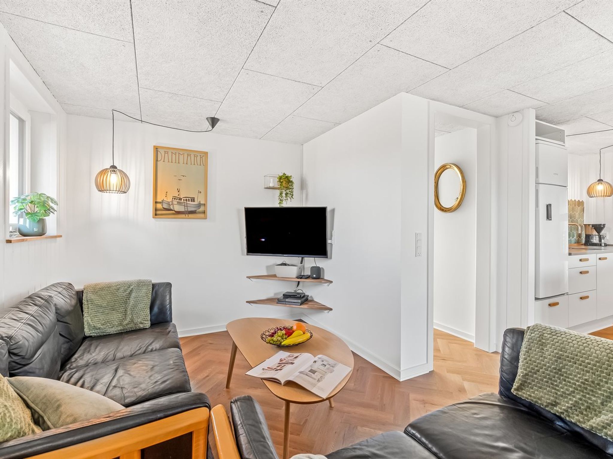 "Bela" -  from the sea-Dedans