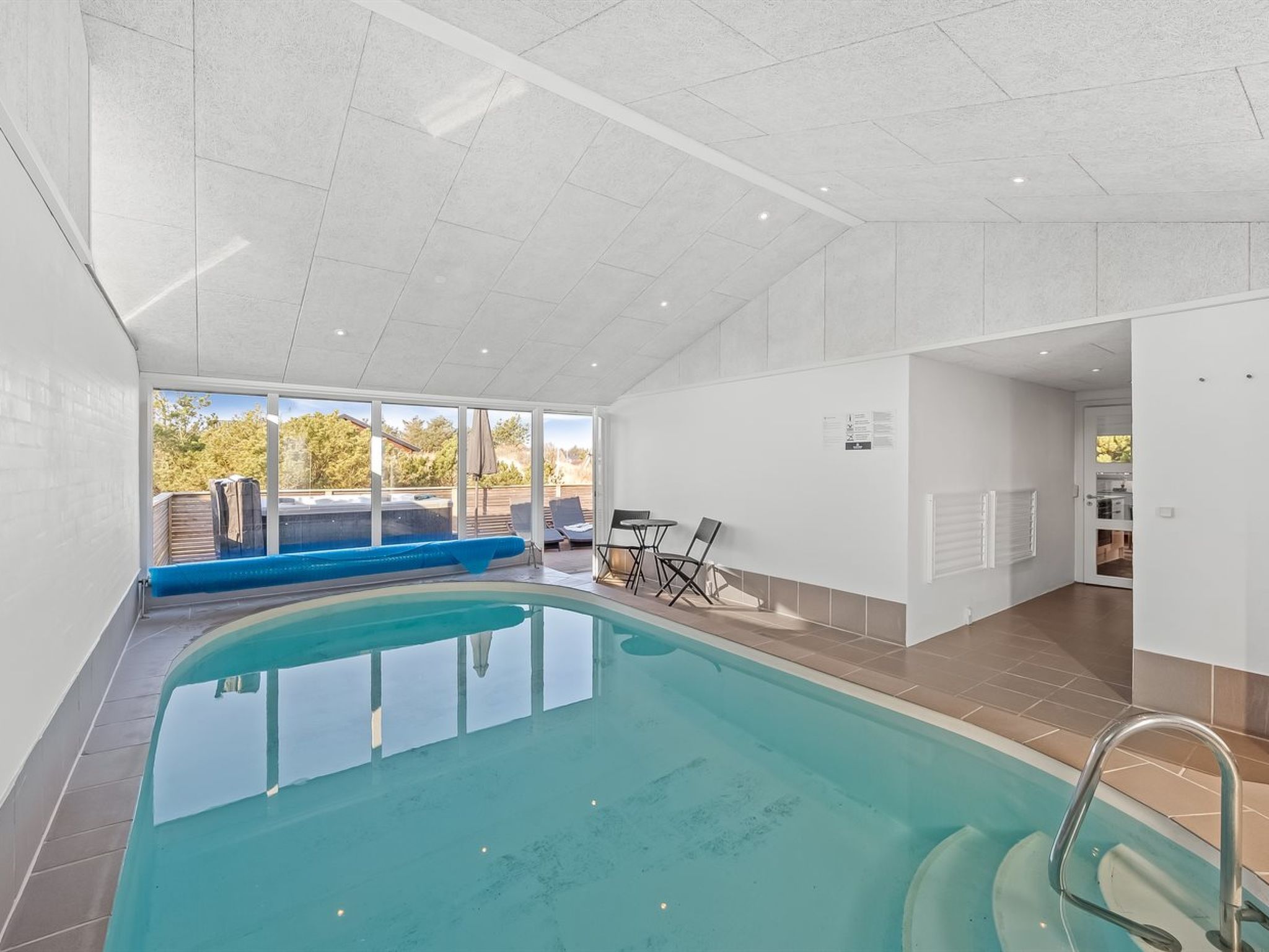 "Bela" -  from the sea-Dehors