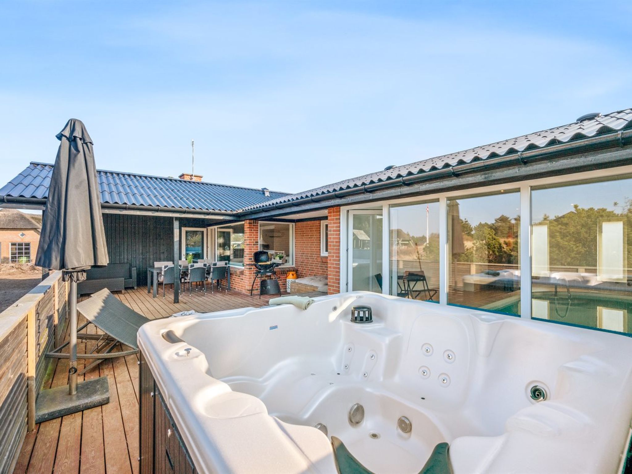 "Bela" -  from the sea-Dedans