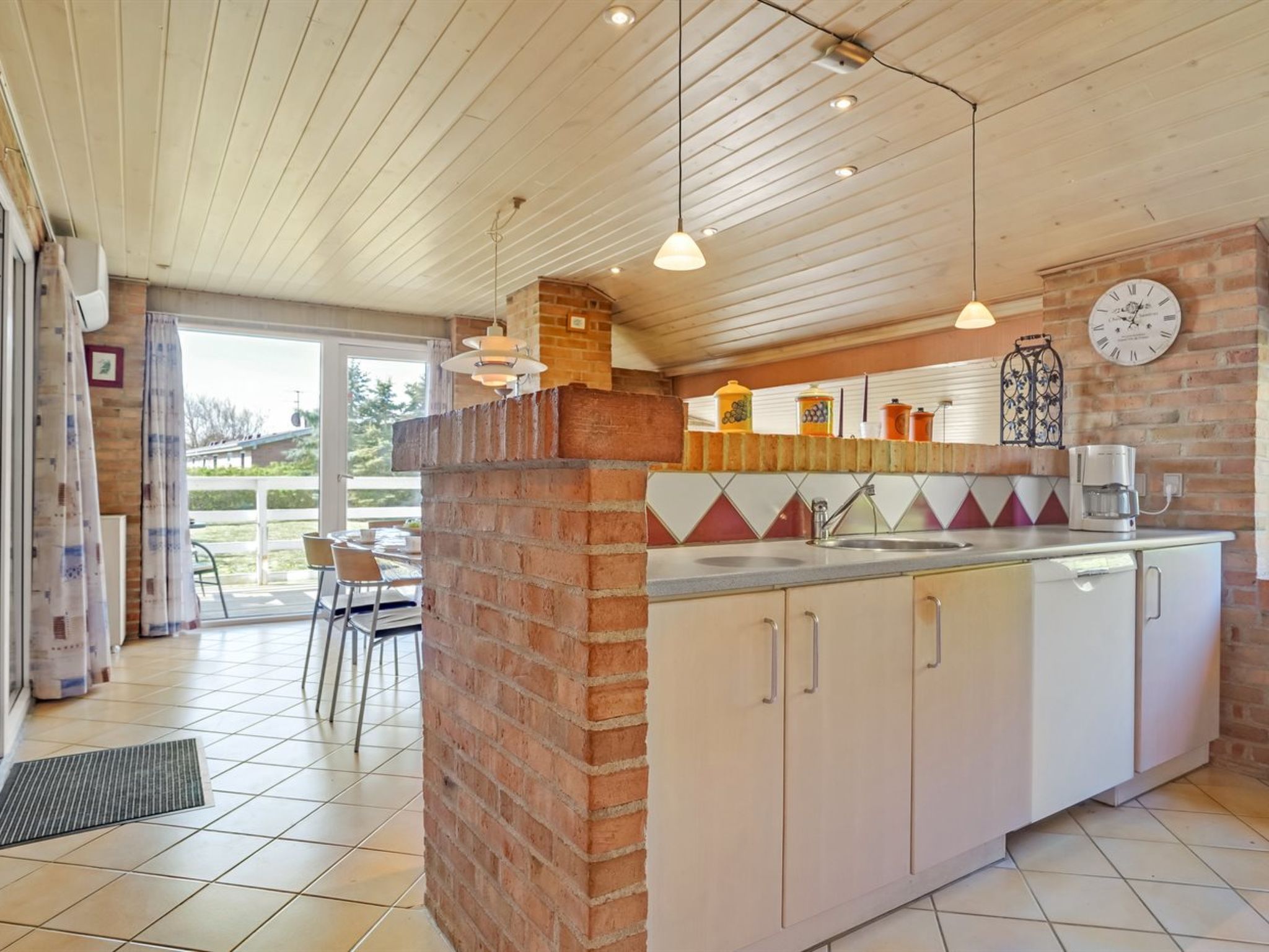 "Svane" - 1.2km from the sea - Drinnen