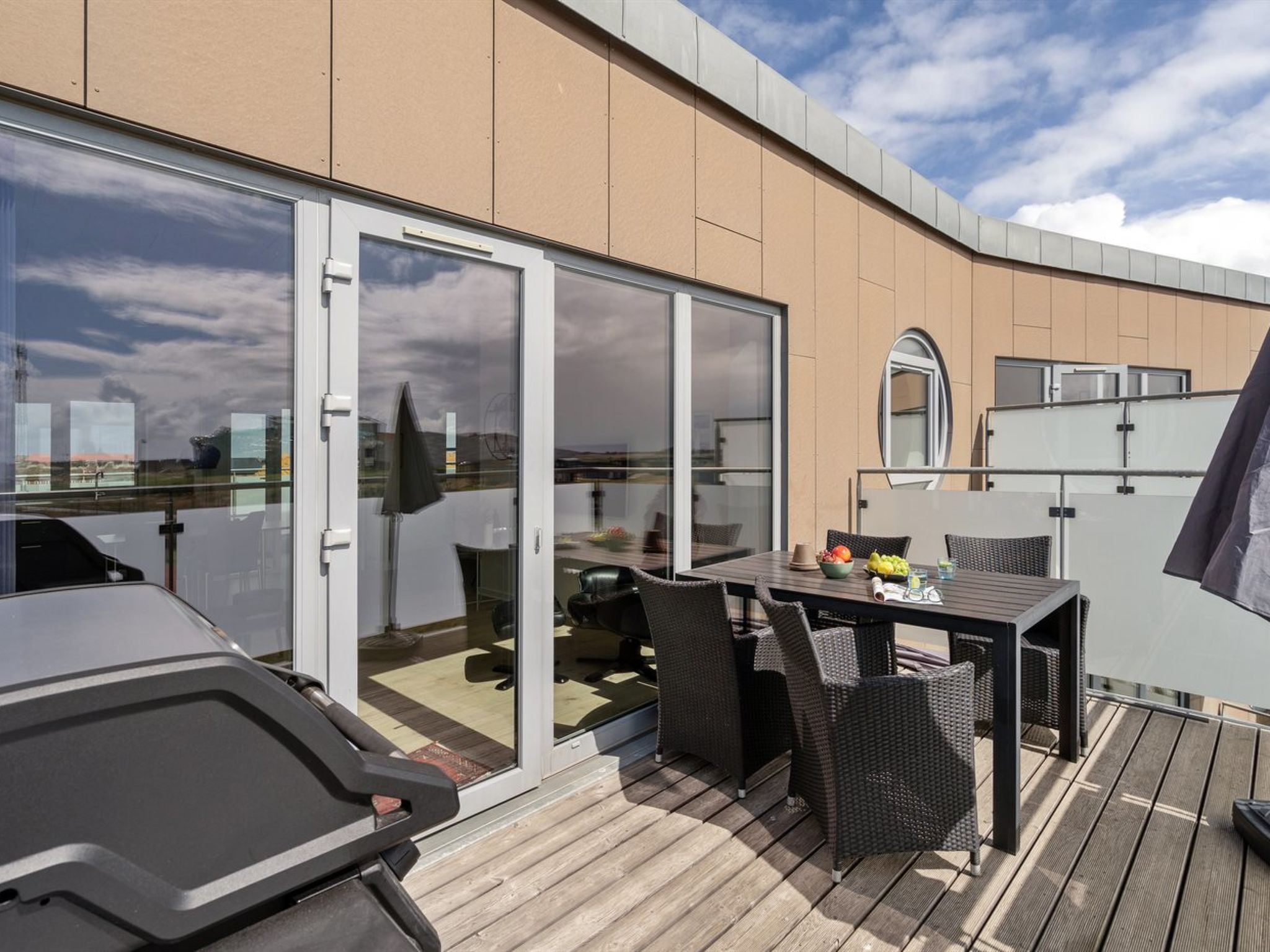 "Geraldine" - 250m from the sea