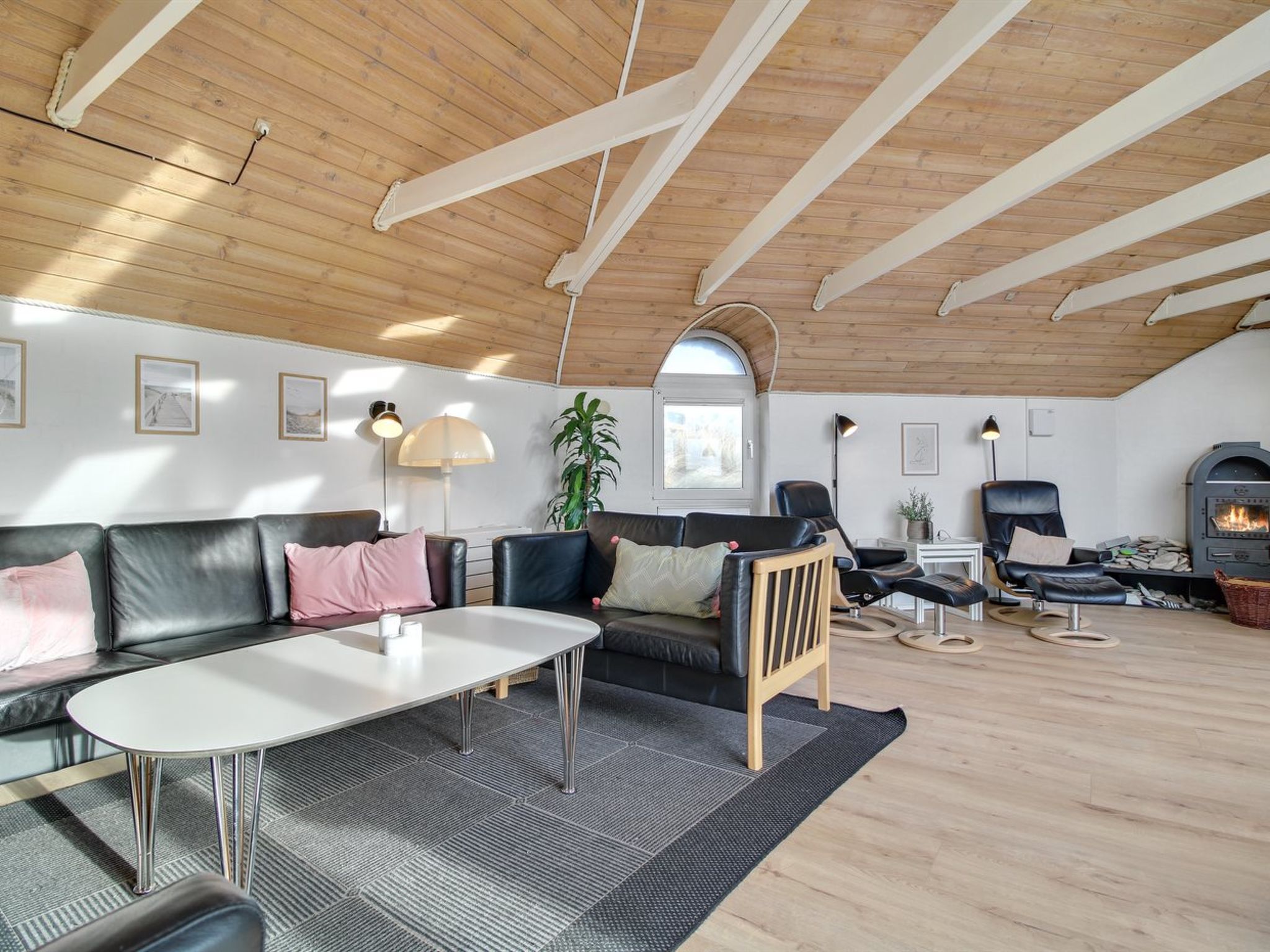 "Alexia" - 300m from the sea-Binnen