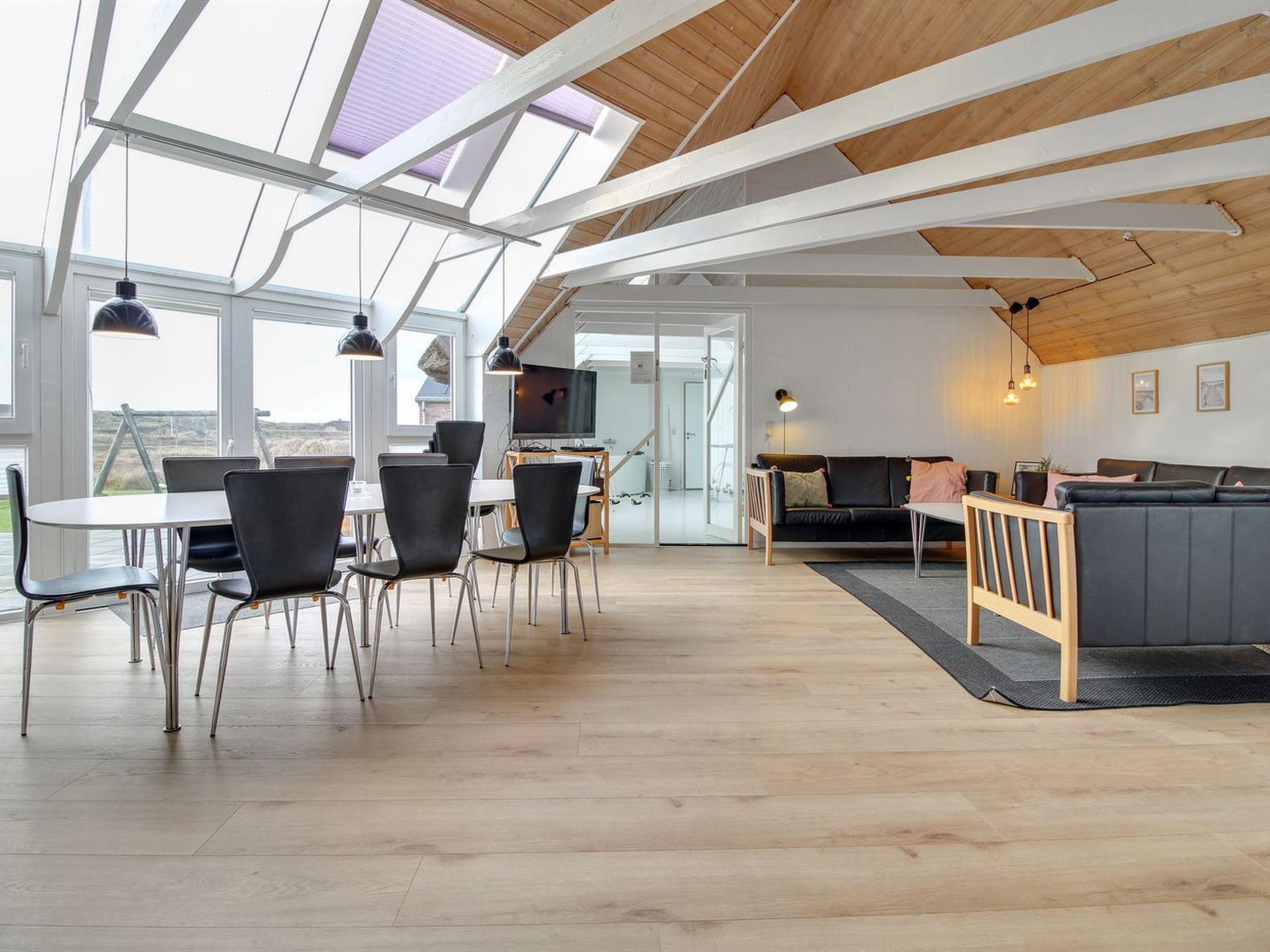 "Alexia" - 300m from the sea - Binnen