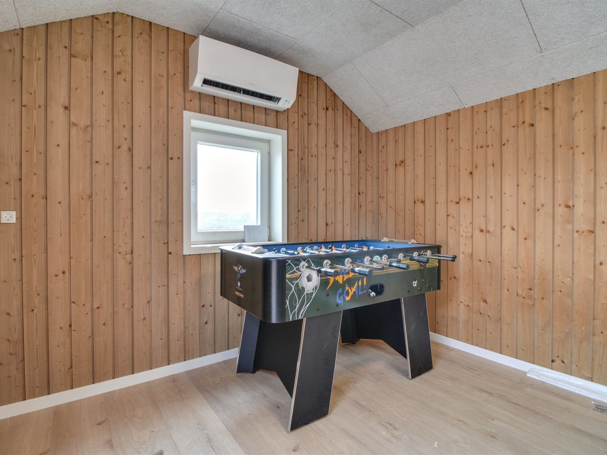 "Alexia" - 300m from the sea - Binnen