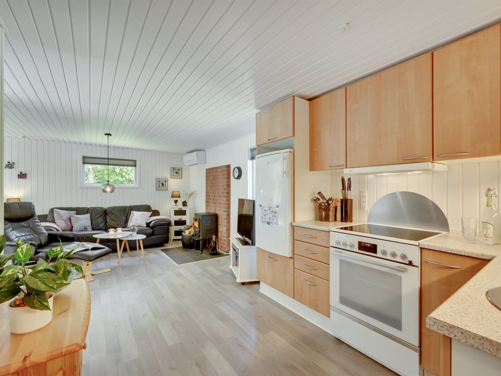 "Sanni" - 1.6km from the sea-Binnen