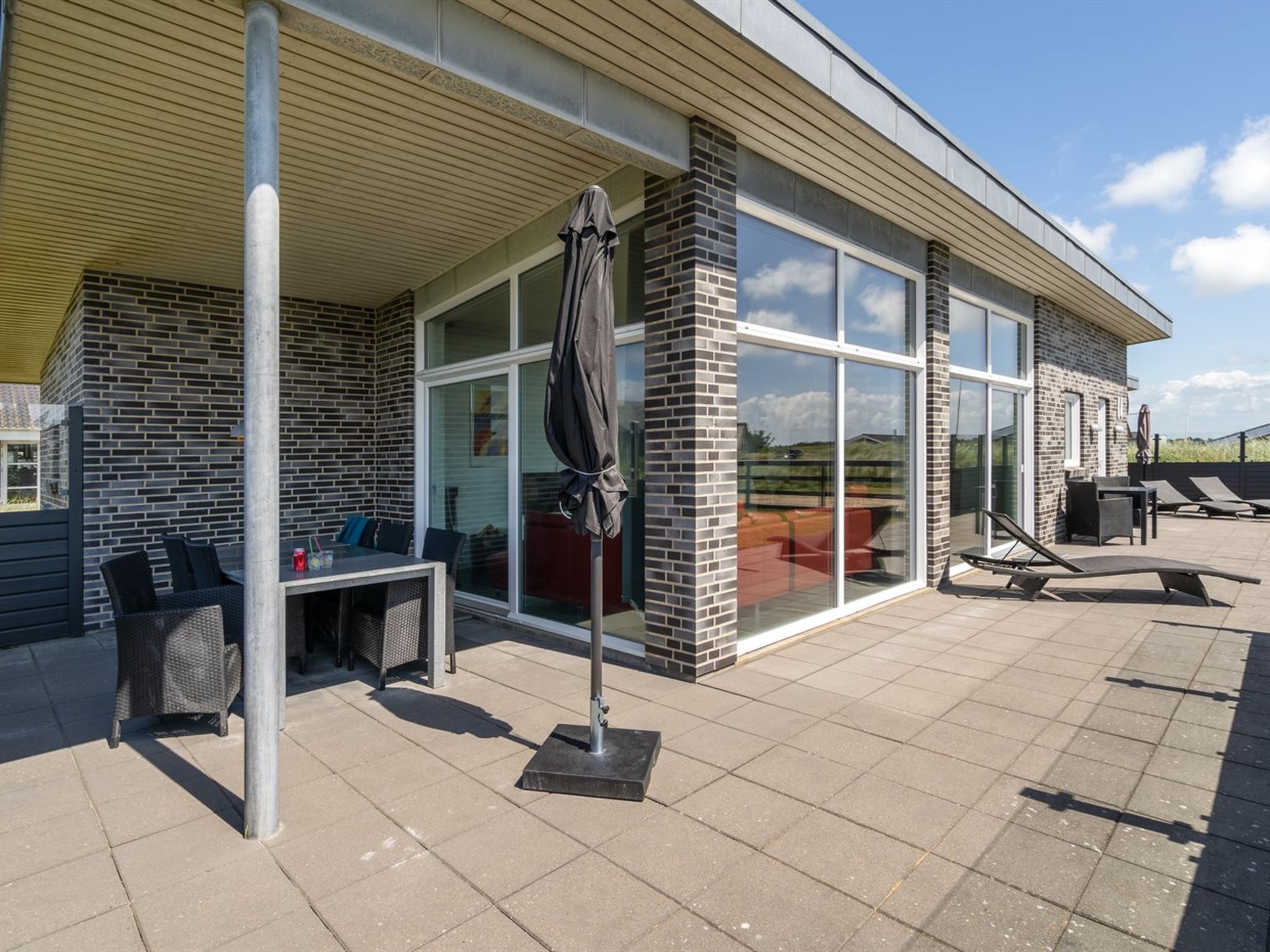 "Synthia" - 300m from the sea-Buiten