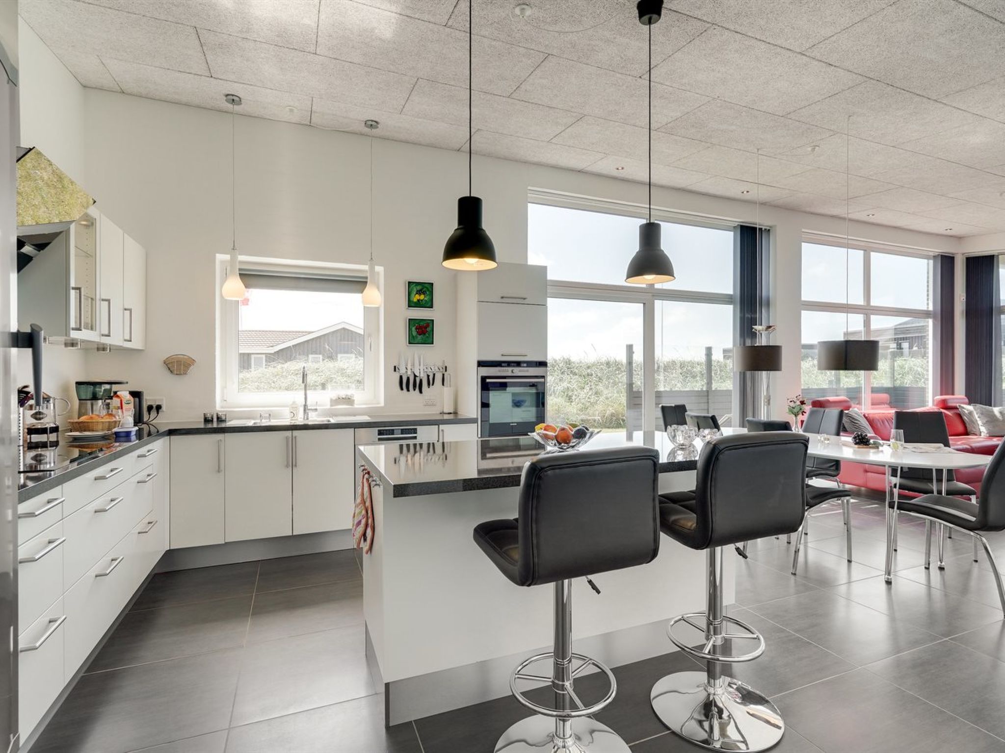 "Synthia" - 300m from the sea - Inside