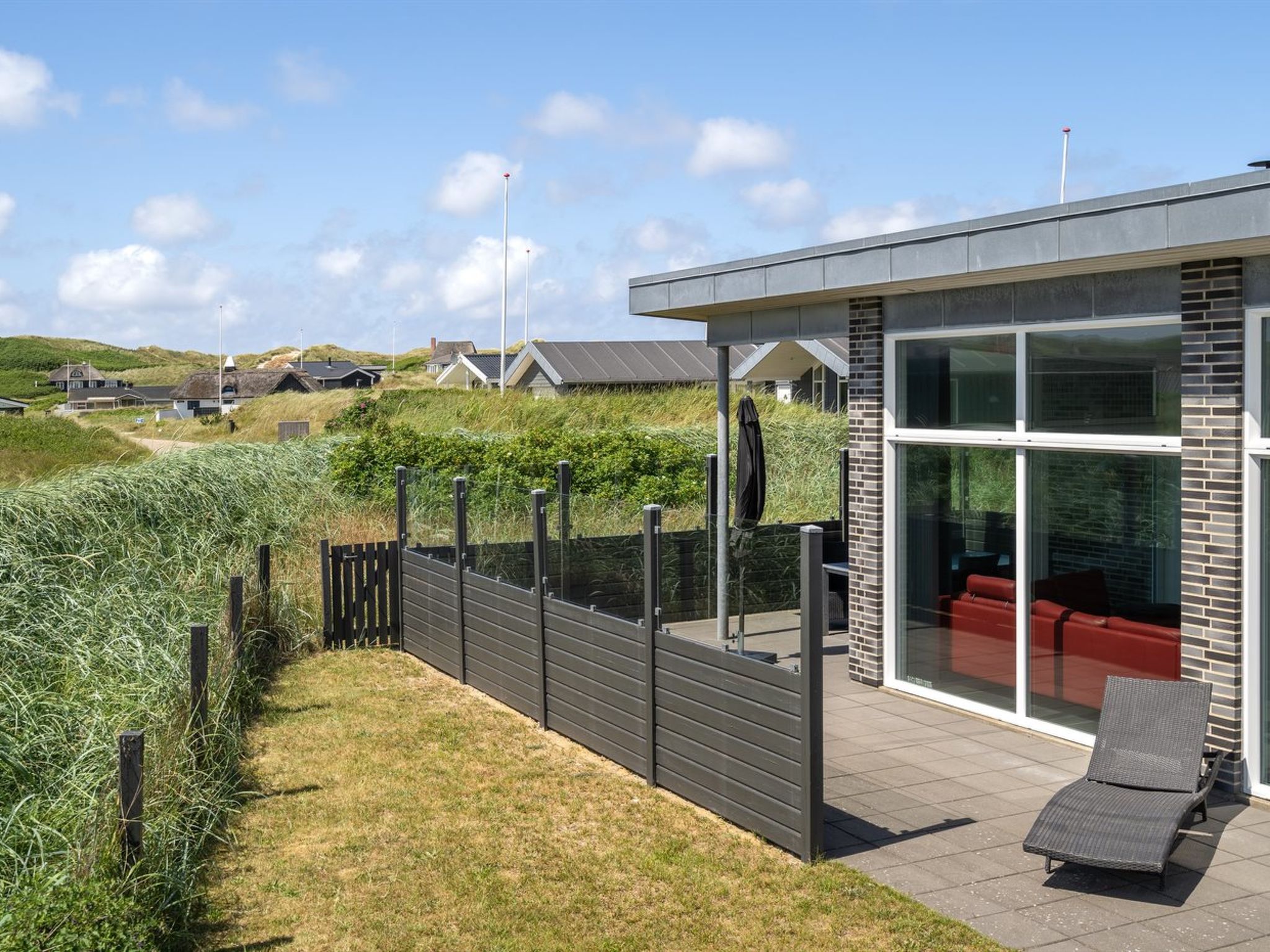"Synthia" - 300m from the sea - Outside